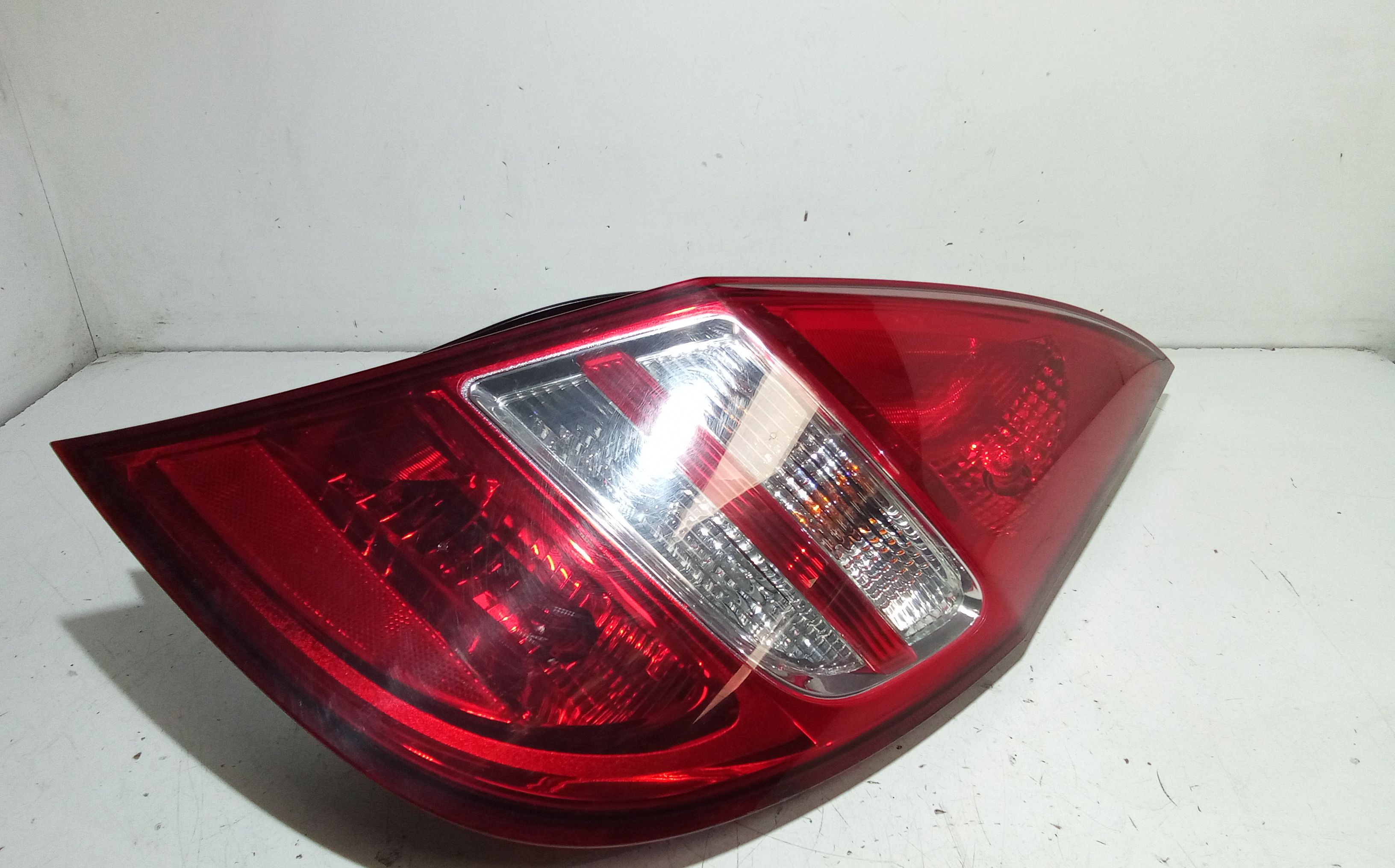 Fanale Post. Destro 924022L110 Usato