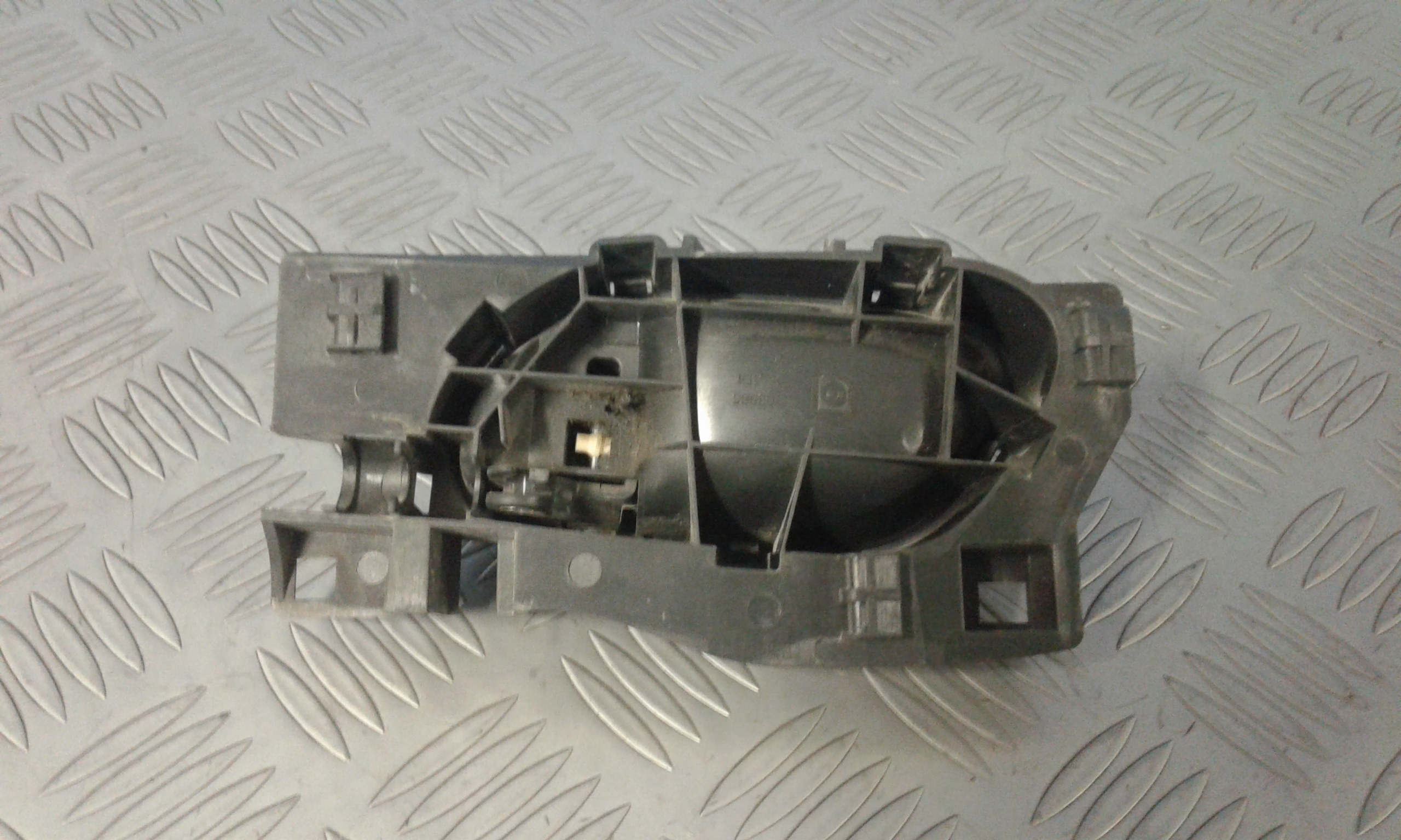 Maniglia Int. Apertura Porta Ant. Destro Usato