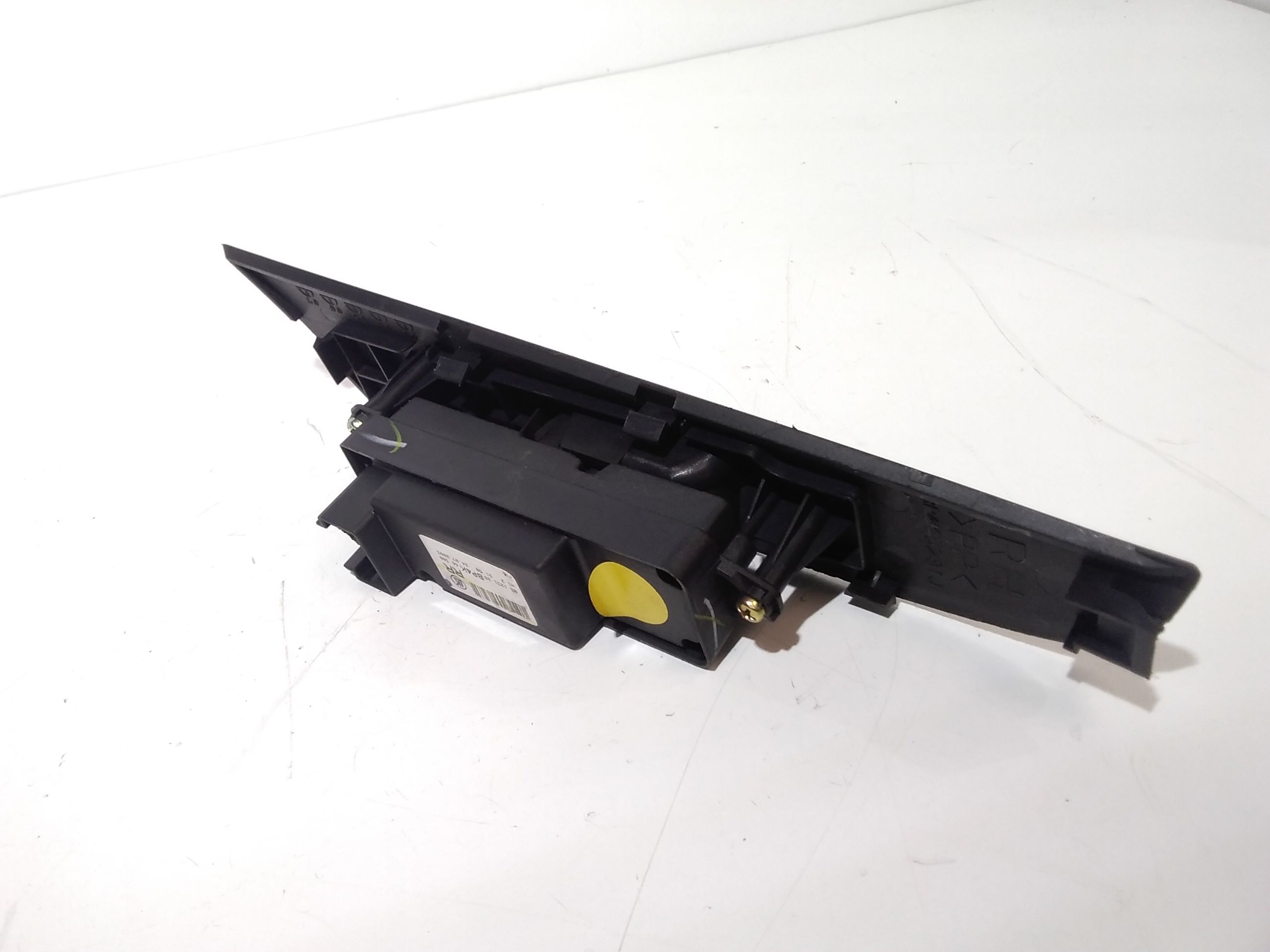 Interruttore Alzacristalli Porta Ant. Destro BP4K66370 Usato