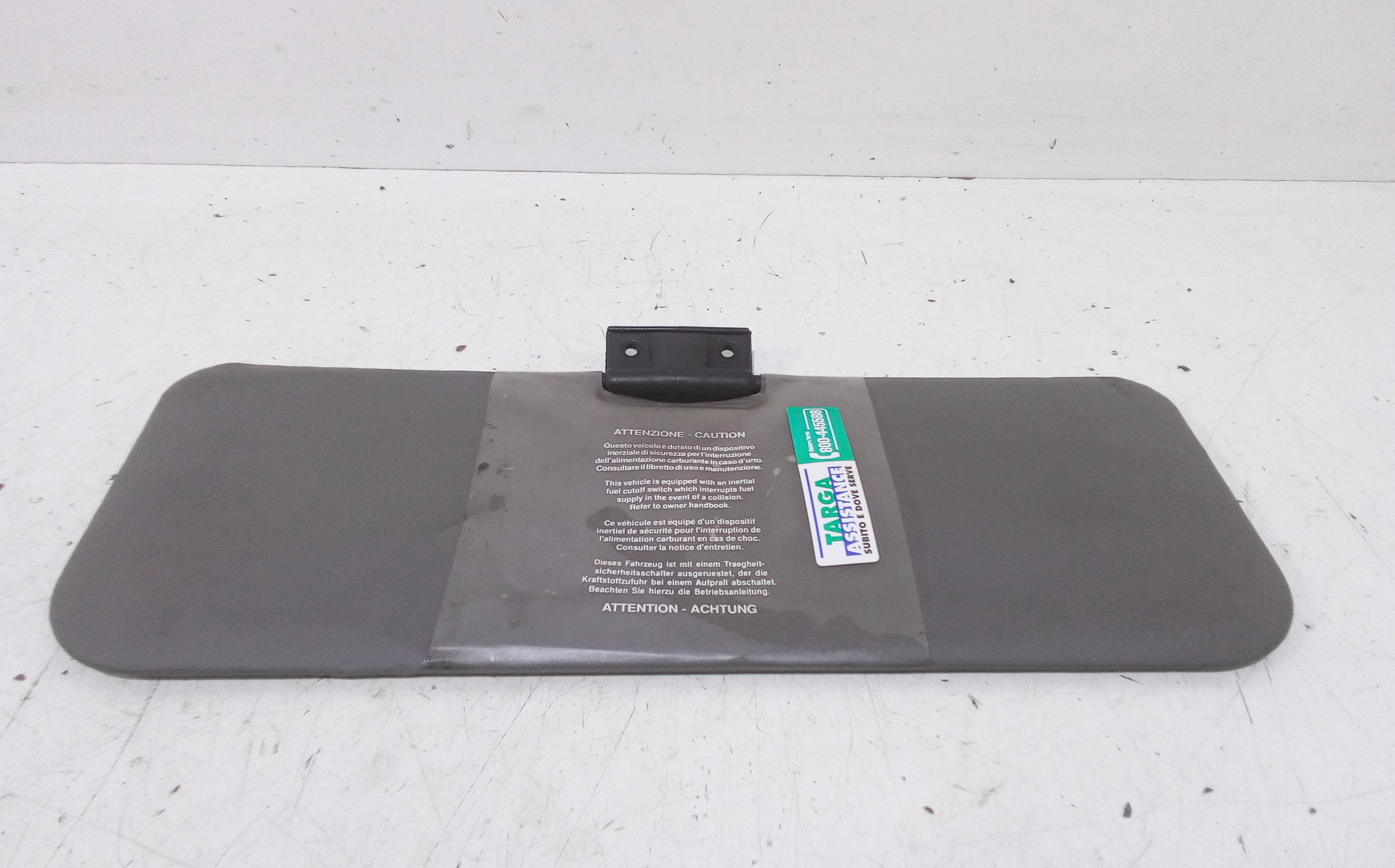 Aletta Parasole Parabrezza Sinistro 182427580 Usato