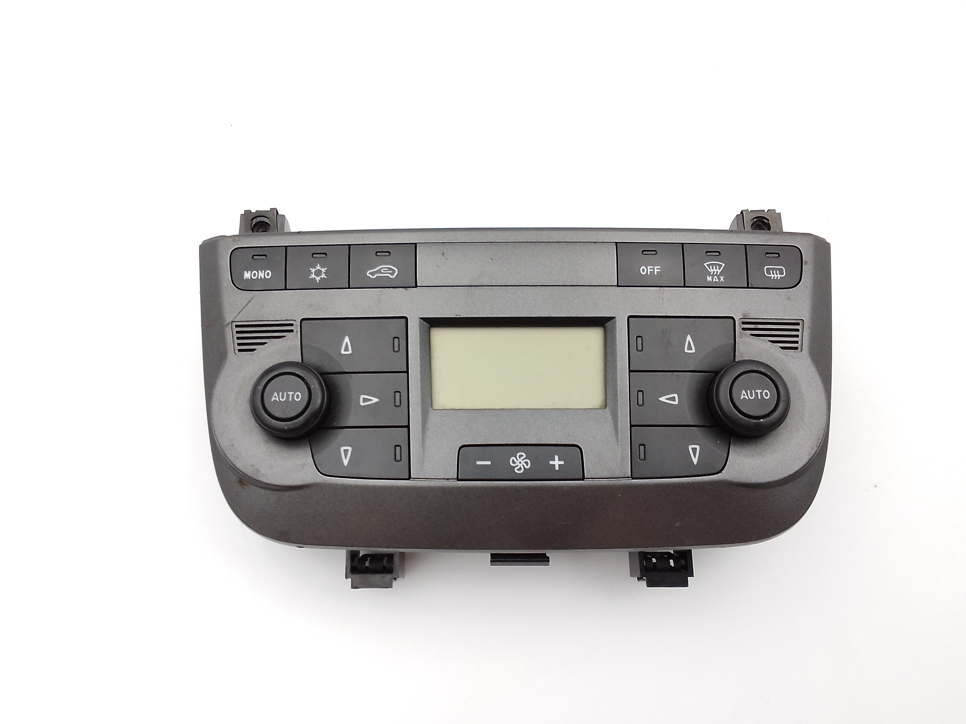 Blocco Comando Climatizzazione 77363920 Usato