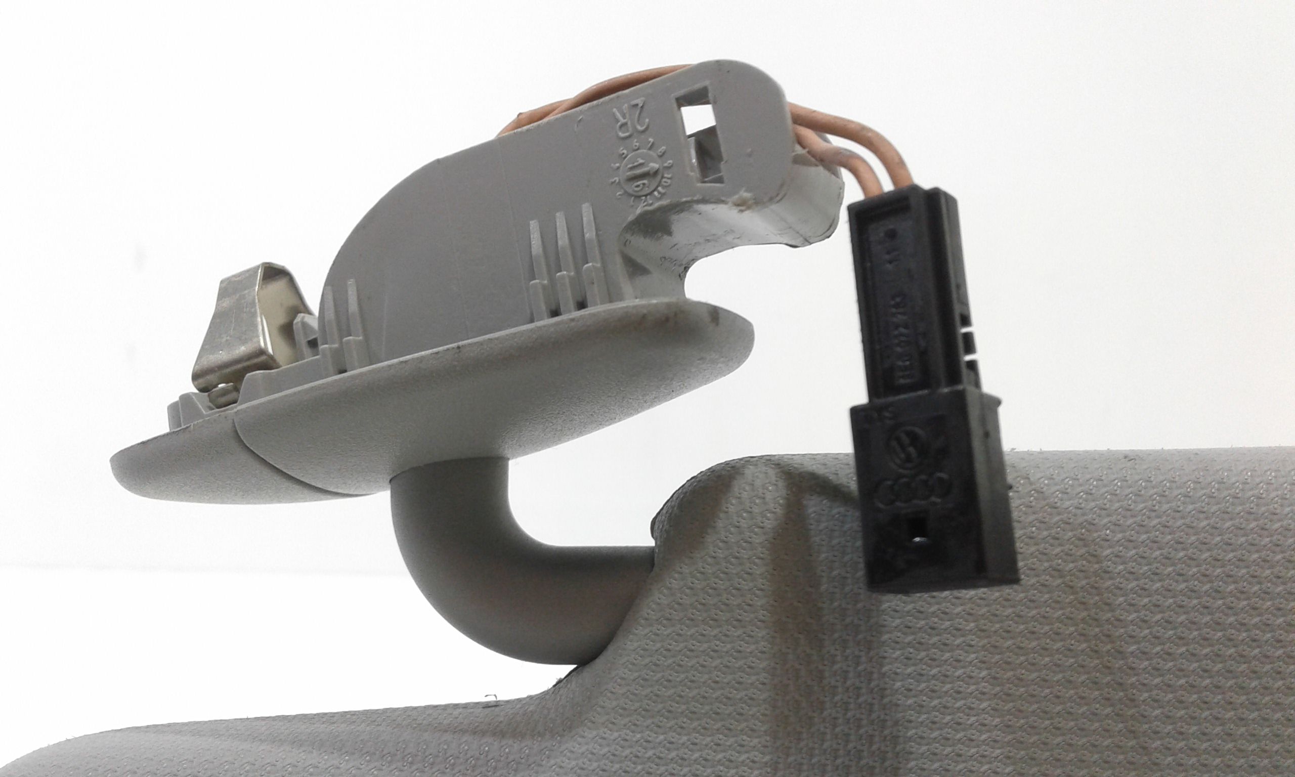 Aletta Parasole Parabrezza Destro 8W0857552A7C0 Usato