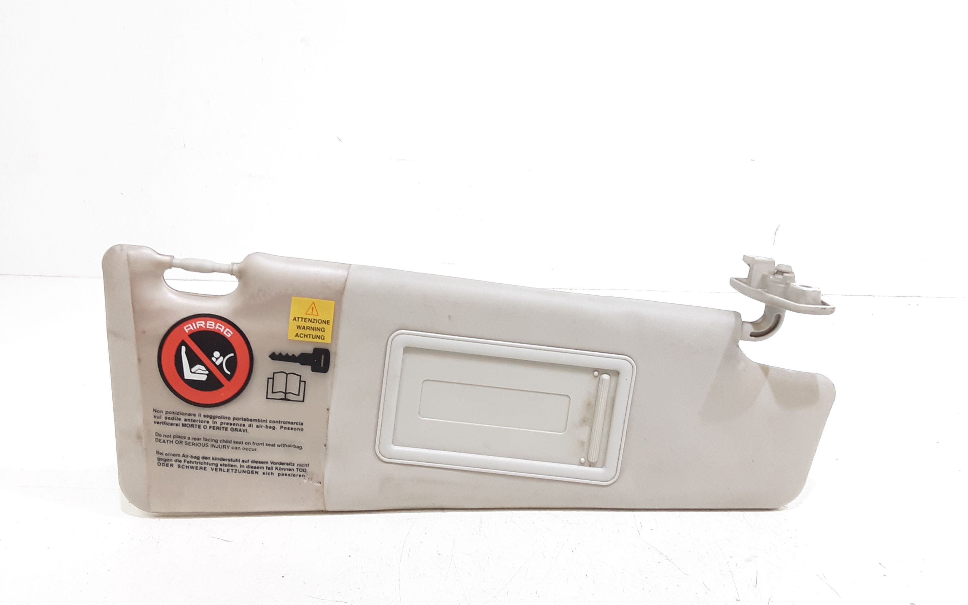 Aletta Parasole Parabrezza Destro 735361684 Usato