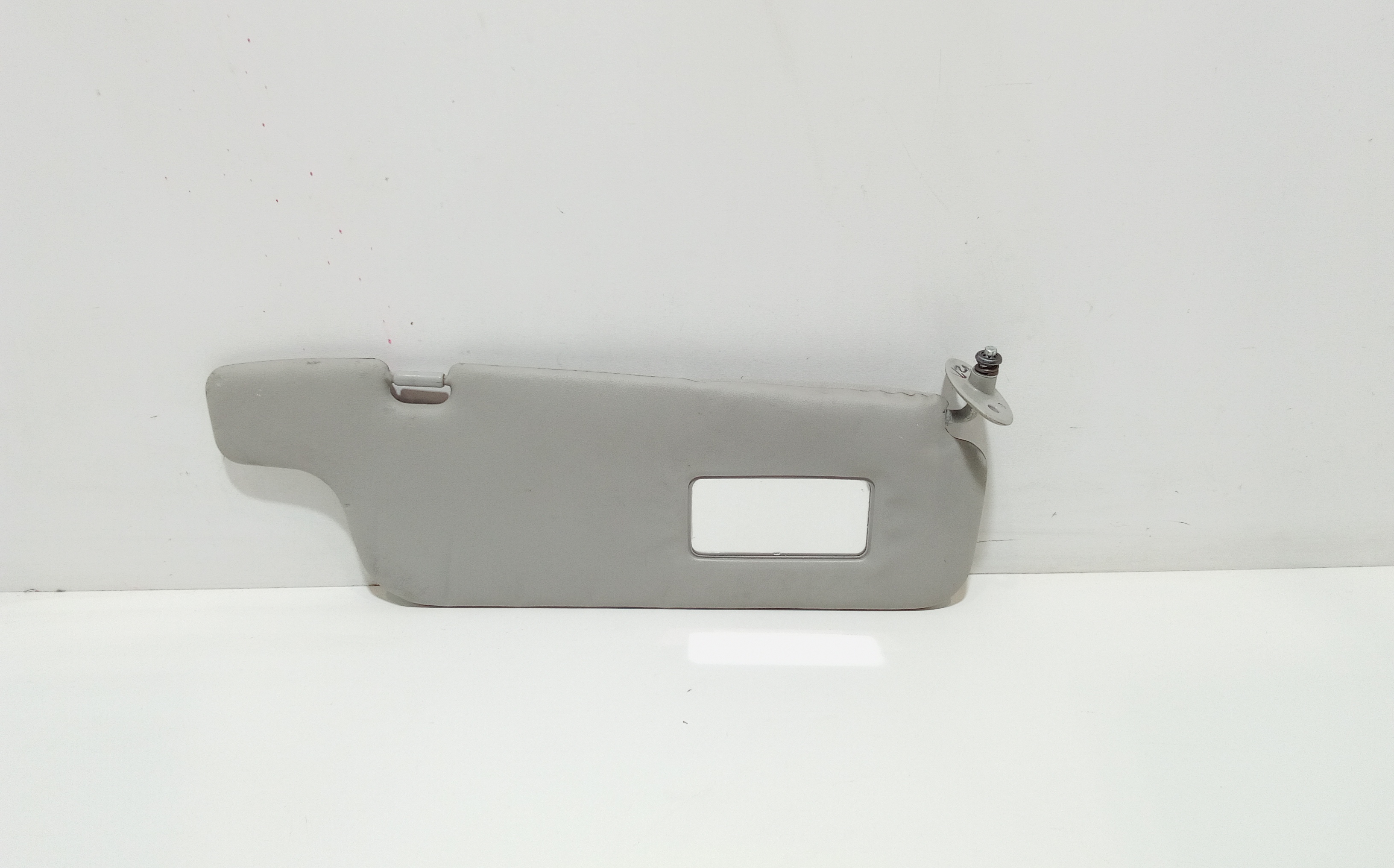 Aletta Parasole Parabrezza Destro 7431052041B0 Usato