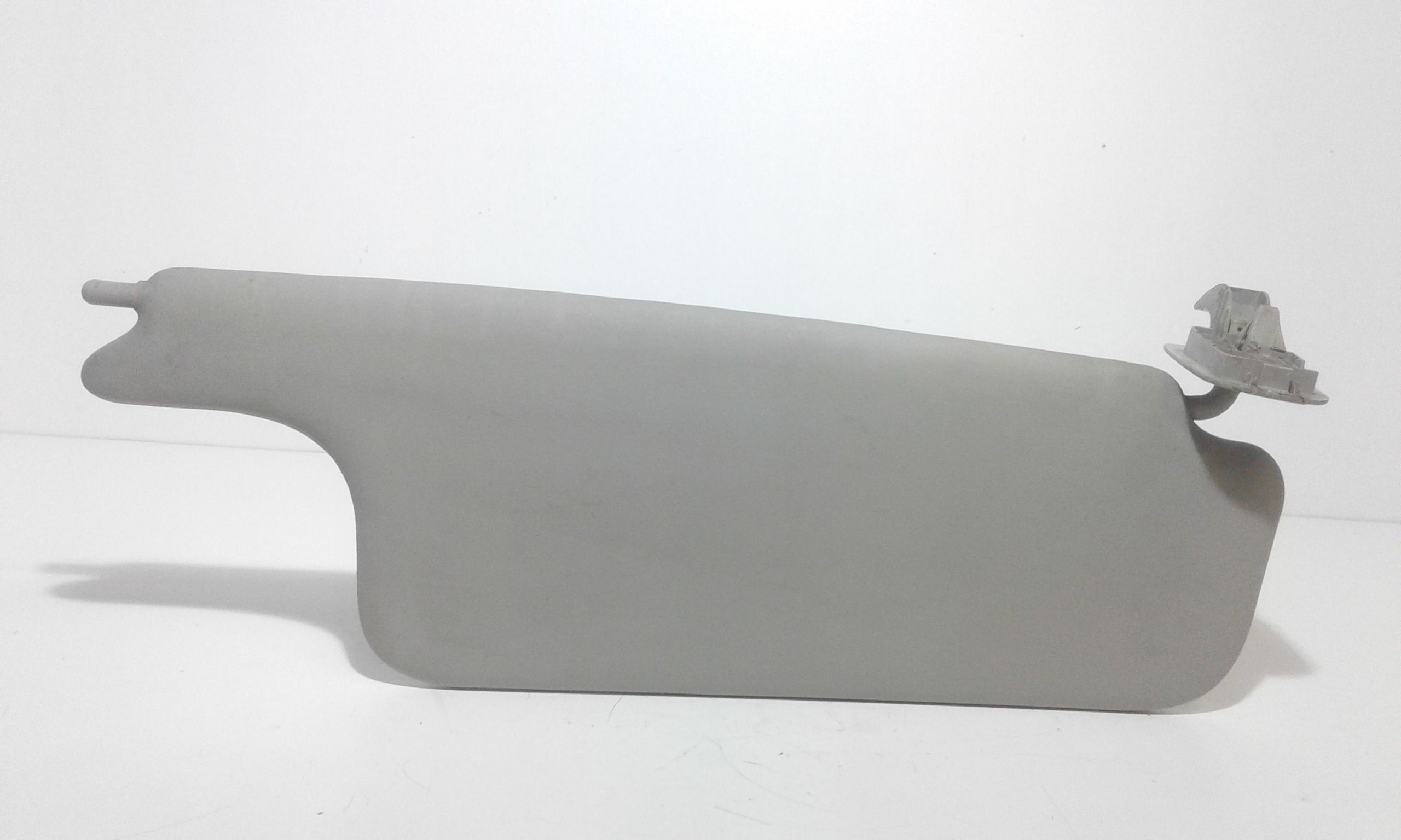 Aletta Parasole Parabrezza Sinistro 8200246824 Usato