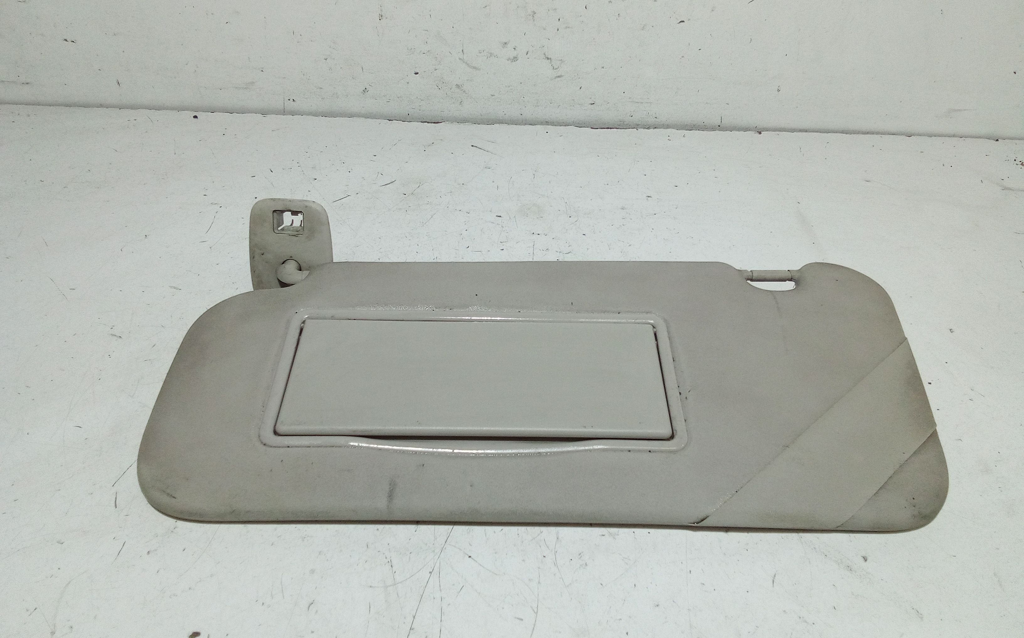 Aletta Parasole Parabrezza Sinistro Usato