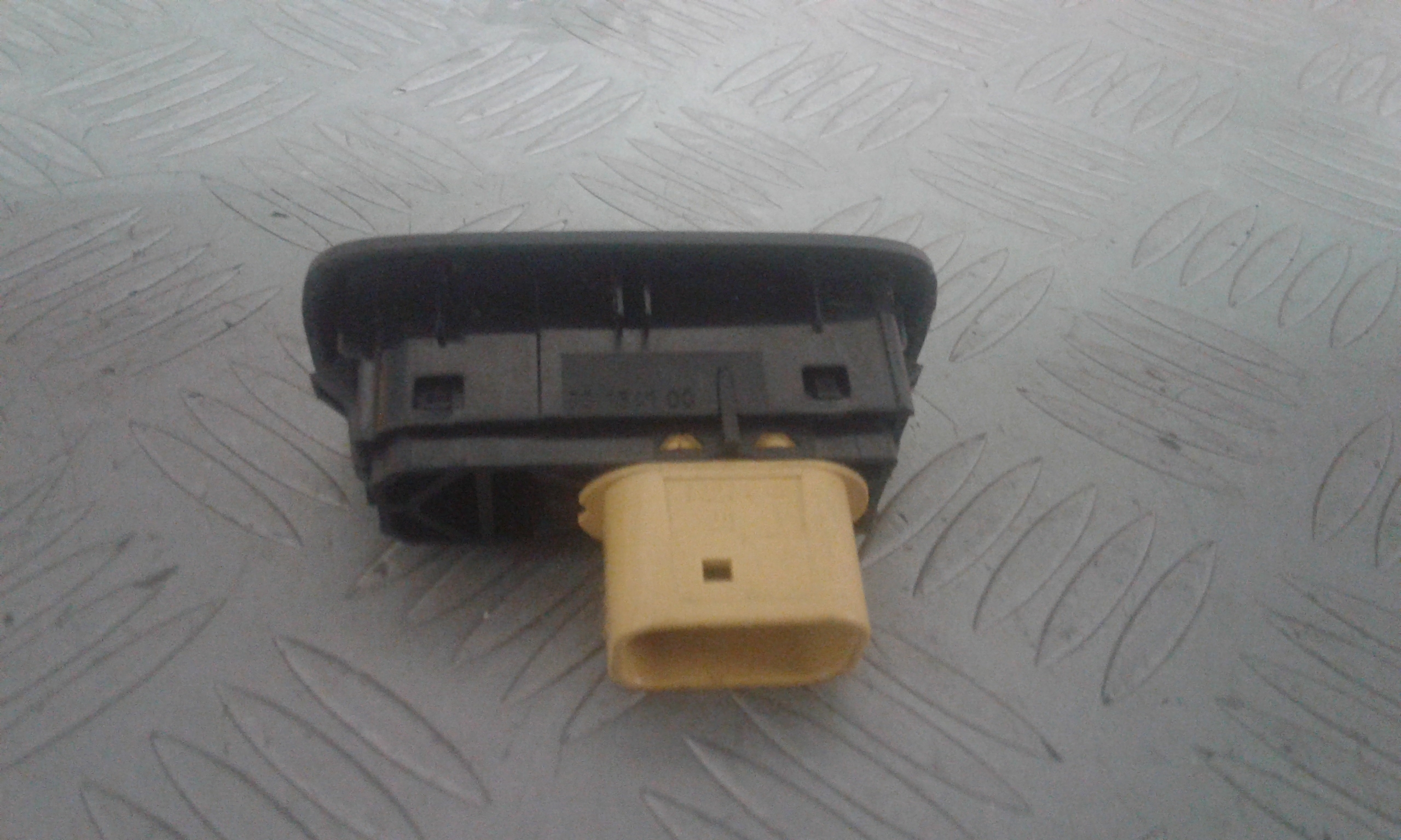 Interruttore Alzacristalli Porta Ant. Destro Usato