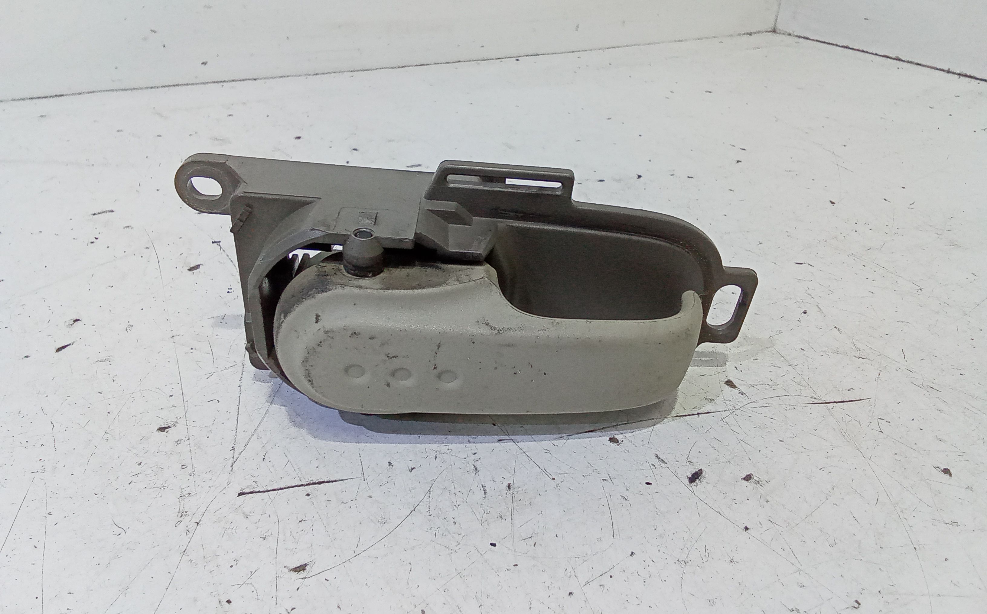 Maniglia Int. Apertura Porta Ant. Destro Usato