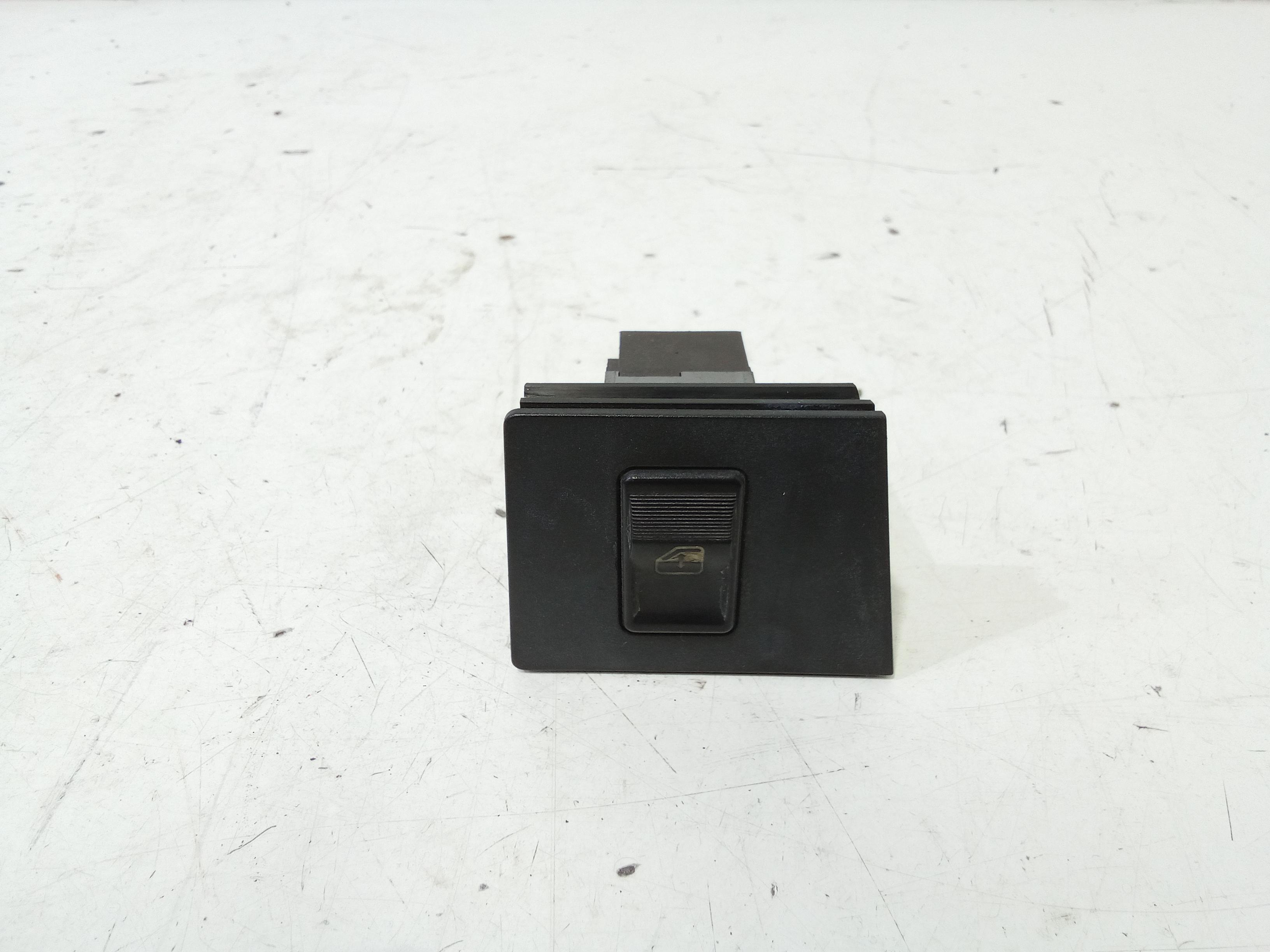 Interruttore Alzacristalli Porta Ant. Sinistro Usato