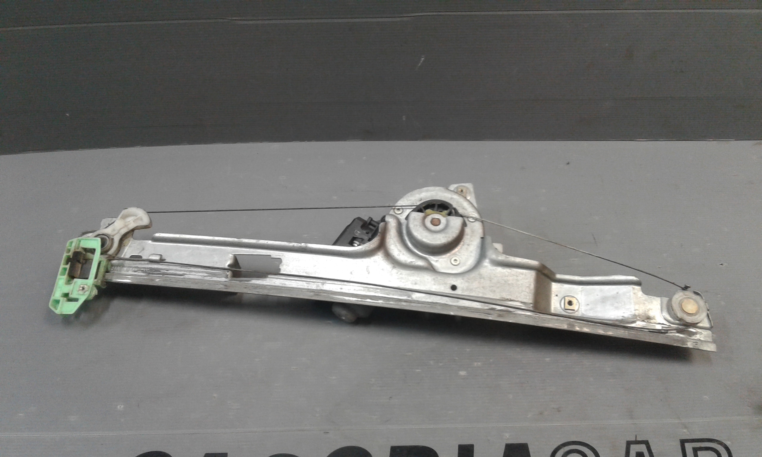 Alzacristallo Porta Ant. Sinistro Usato