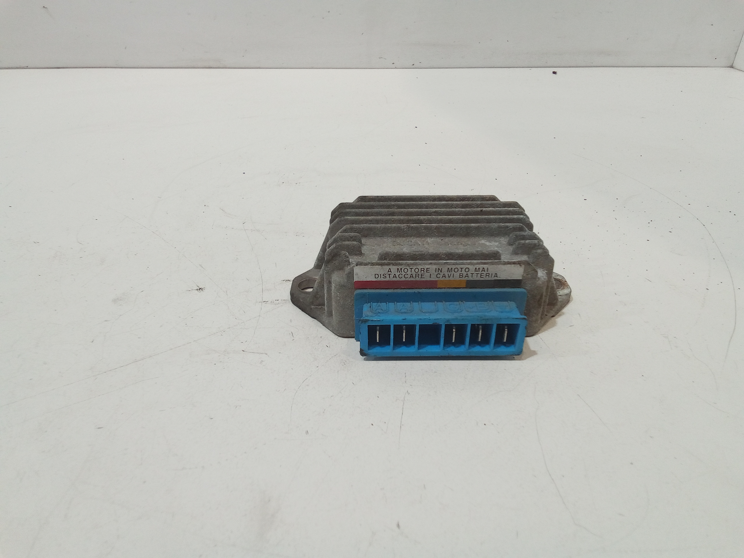 Regolatore Tensione Usato