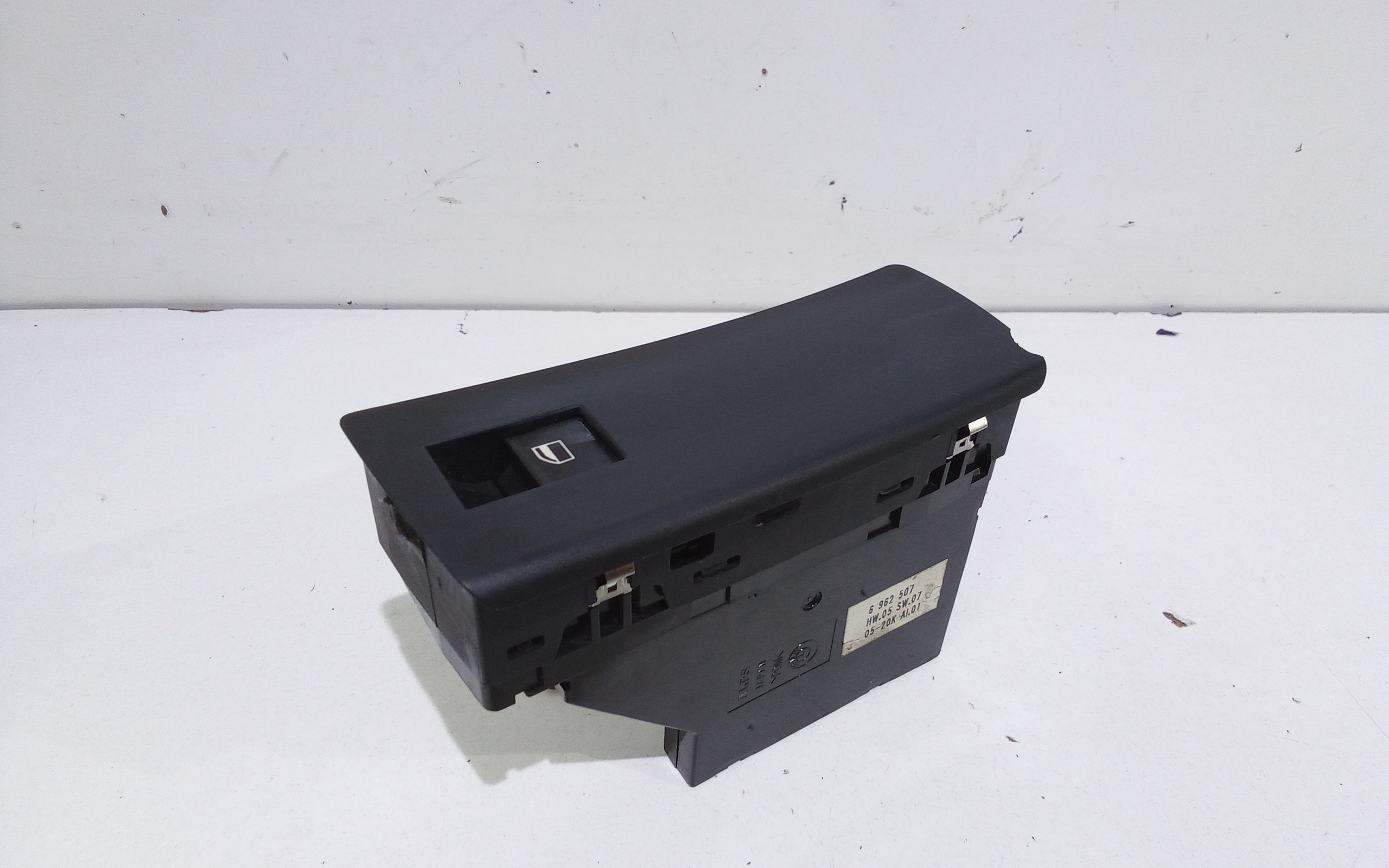 Interruttore Alzacristalli Porta Ant. Destro Usato