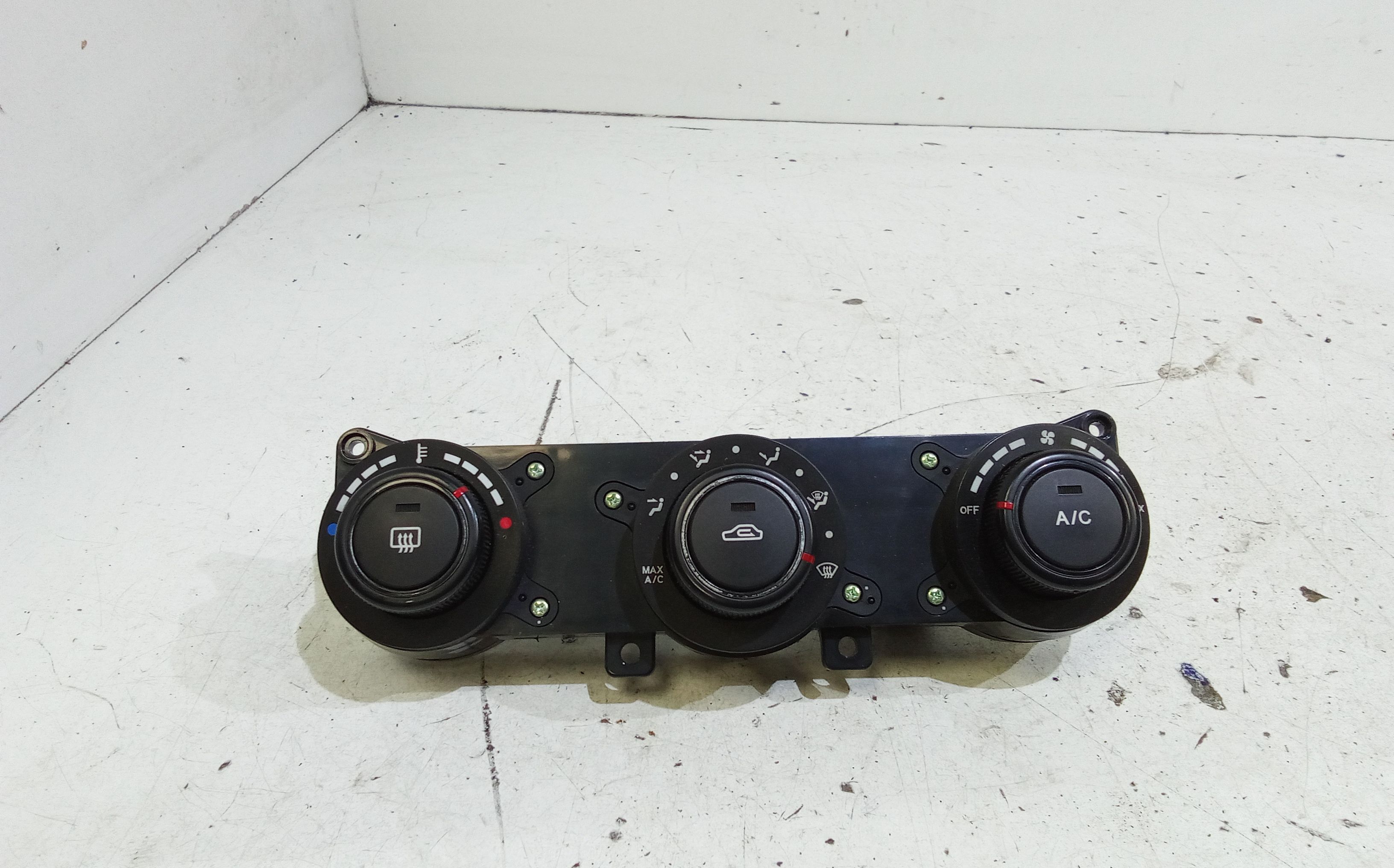 Blocco Comando Climatizzazione 972501H000EQ Usato