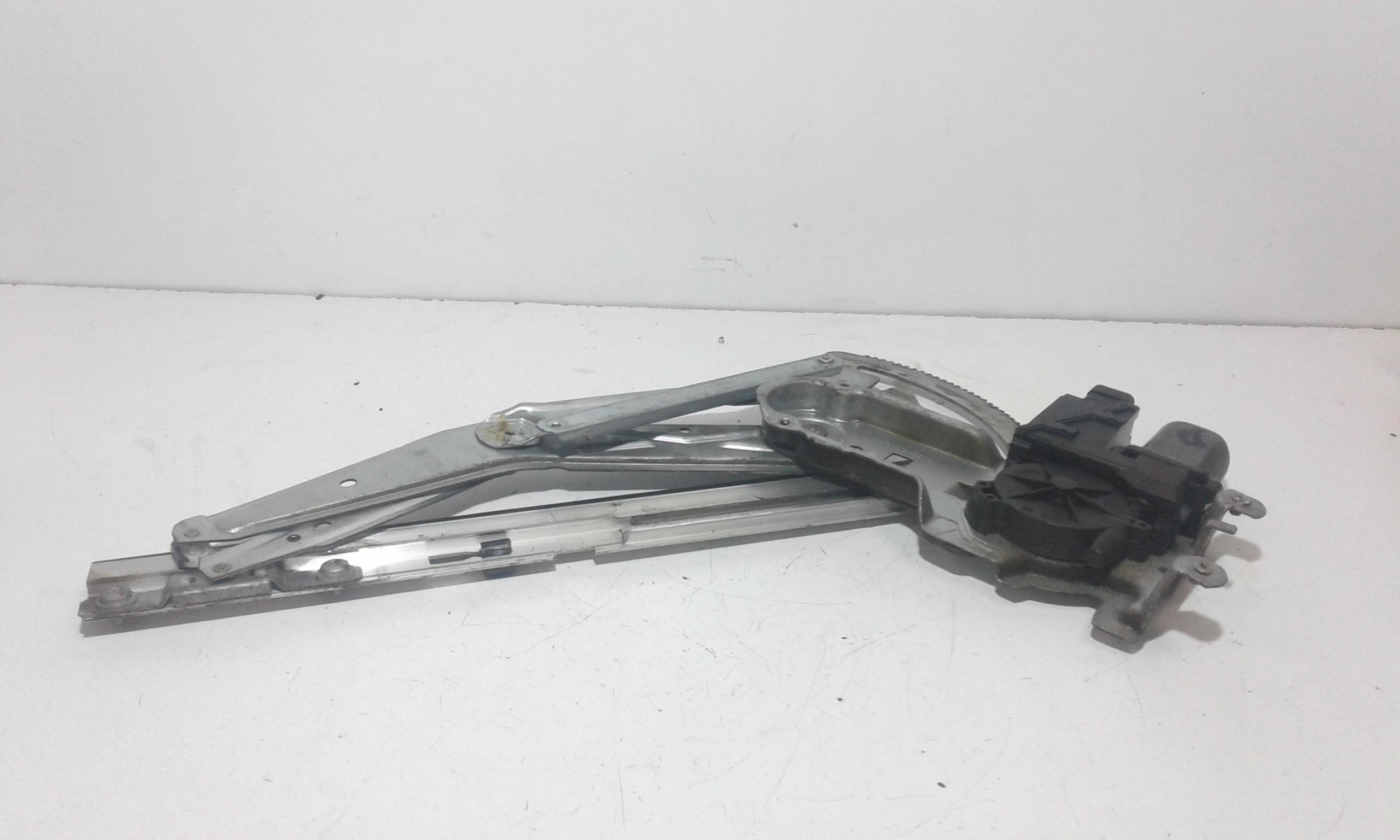 Alzacristallo Porta Ant. Destro 13222286 Usato