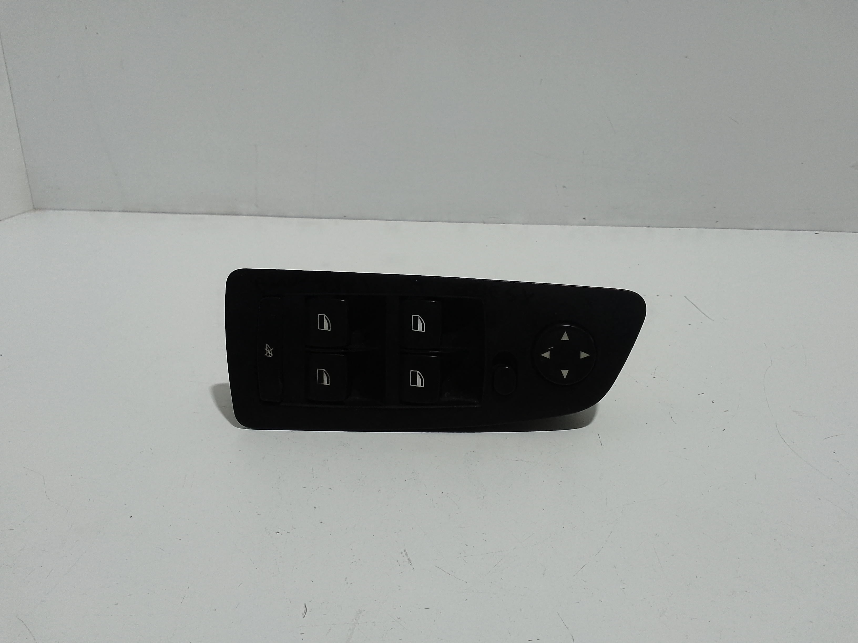 Interruttore Alzacristalli Porta Ant. Sinistro Usato