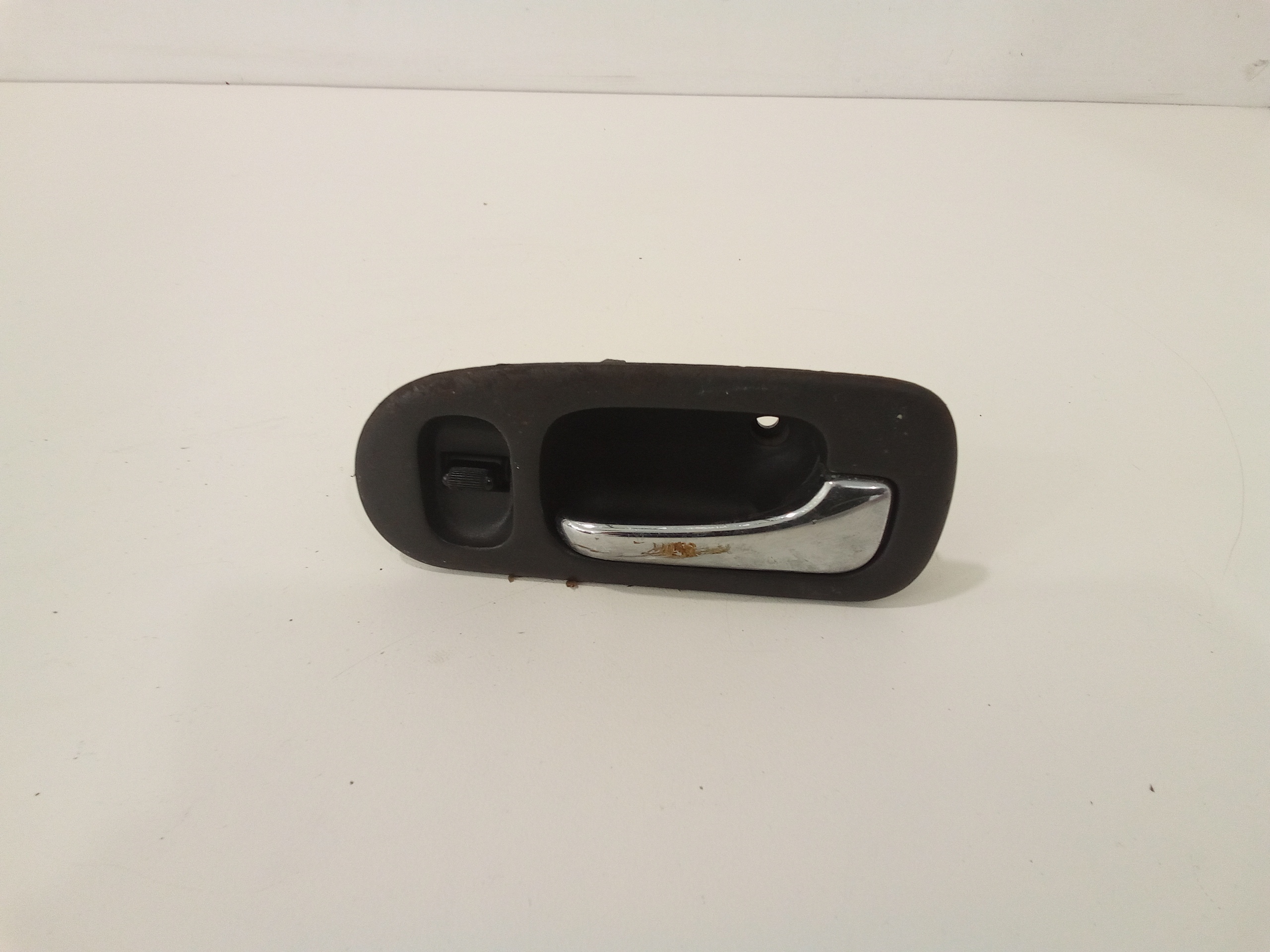 Maniglia Int. Apertura Porta Ant. Destro Usato