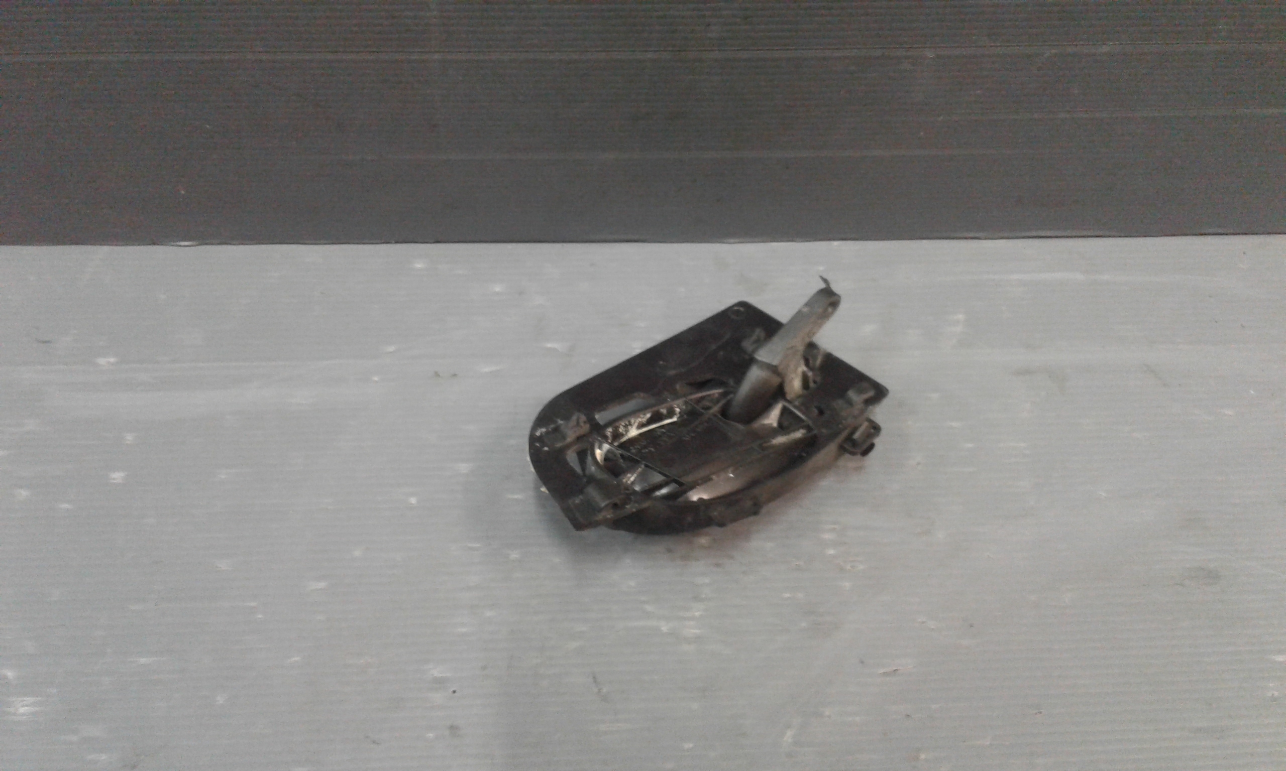 Maniglia Int. Apertura Porta Ant. Destro Usato