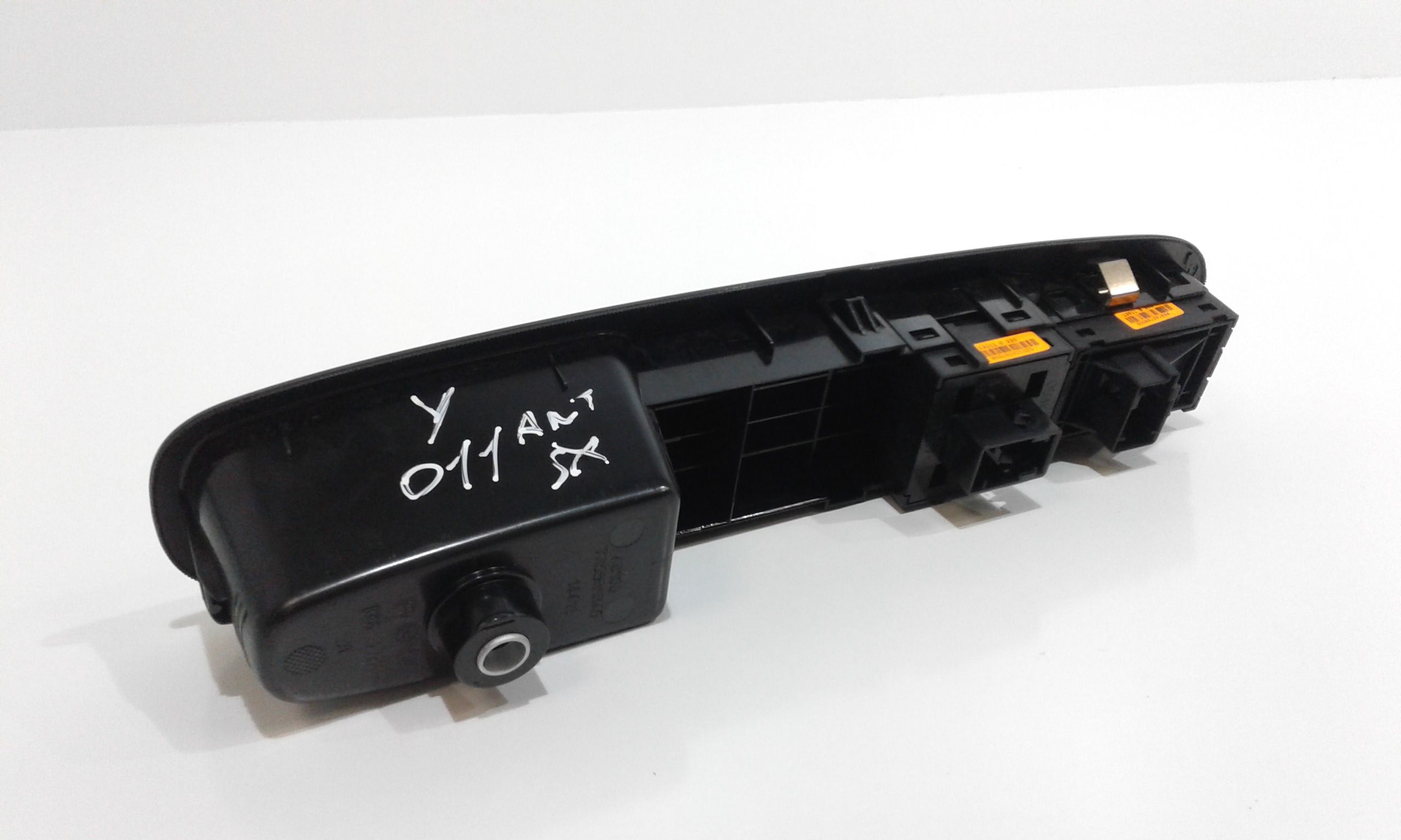 Interruttore Alzacristalli Porta Ant. Sinistro Usato