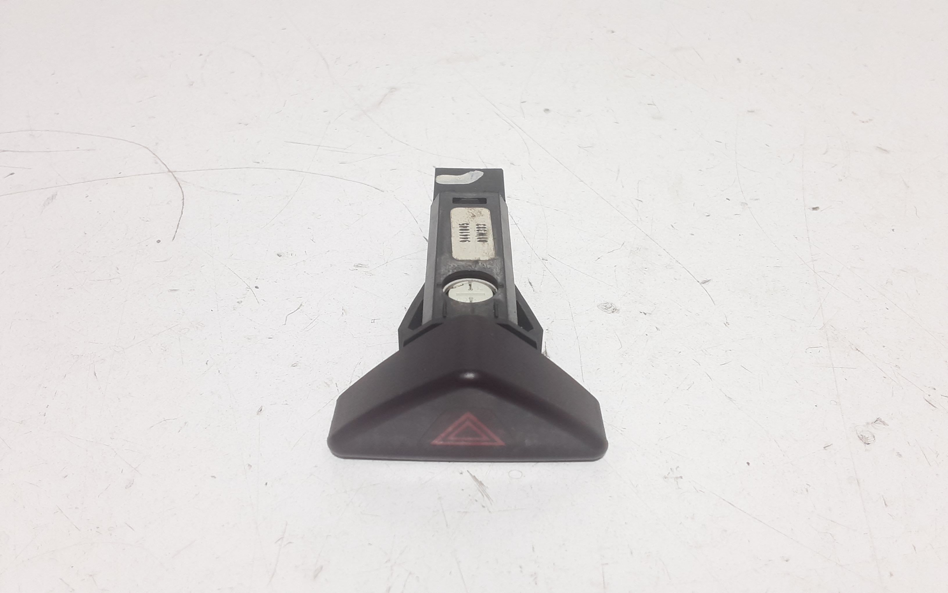 Interruttore Luci Emergenza 30739320 Usato