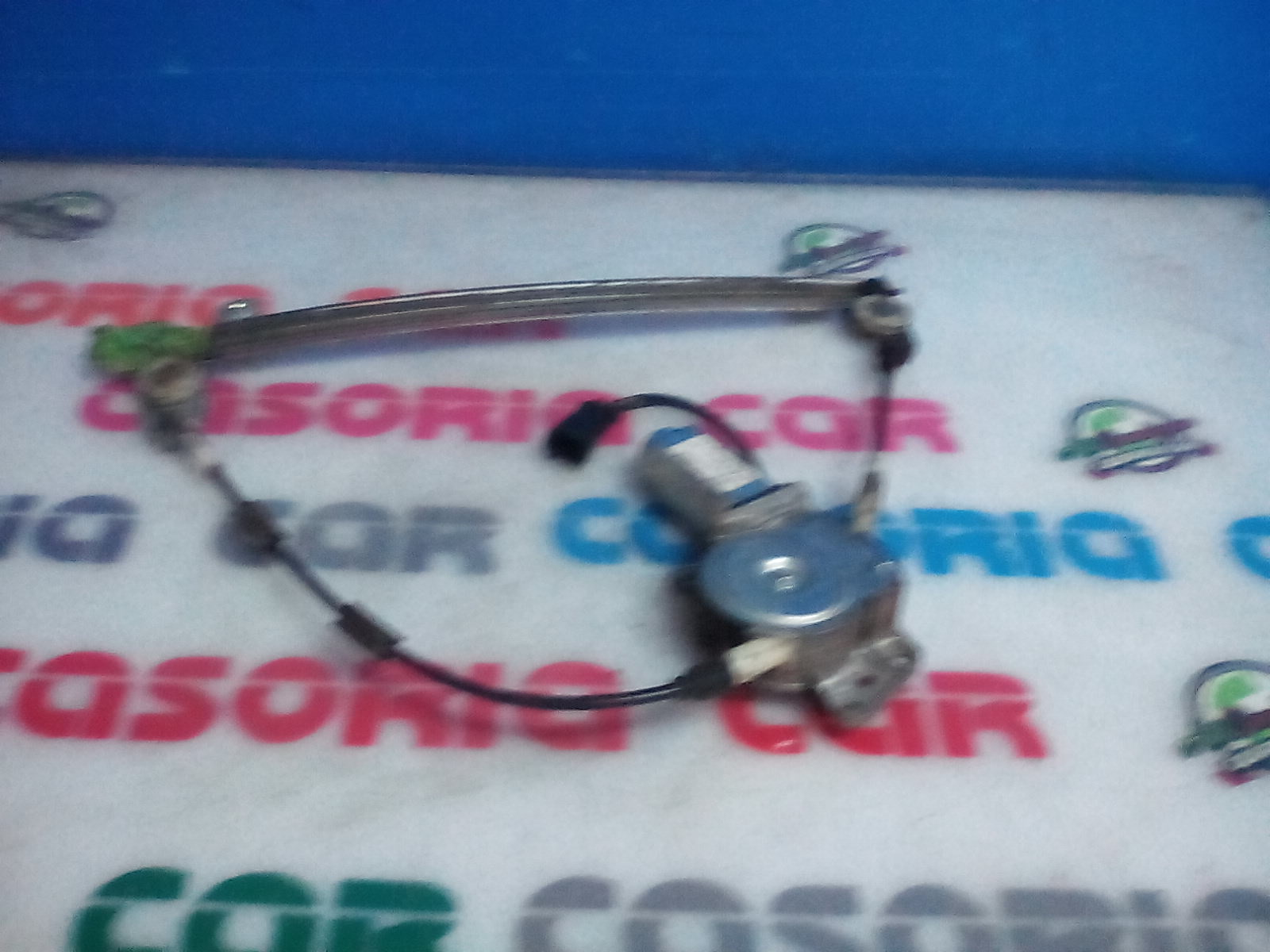 Alzacristallo Porta Ant. Sinistro Usato