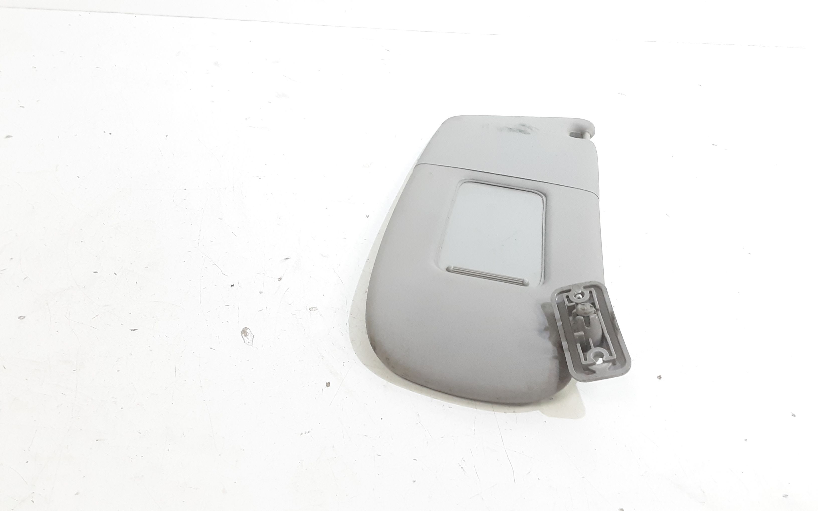 Aletta Parasole Parabrezza Destro 13130073 Usato