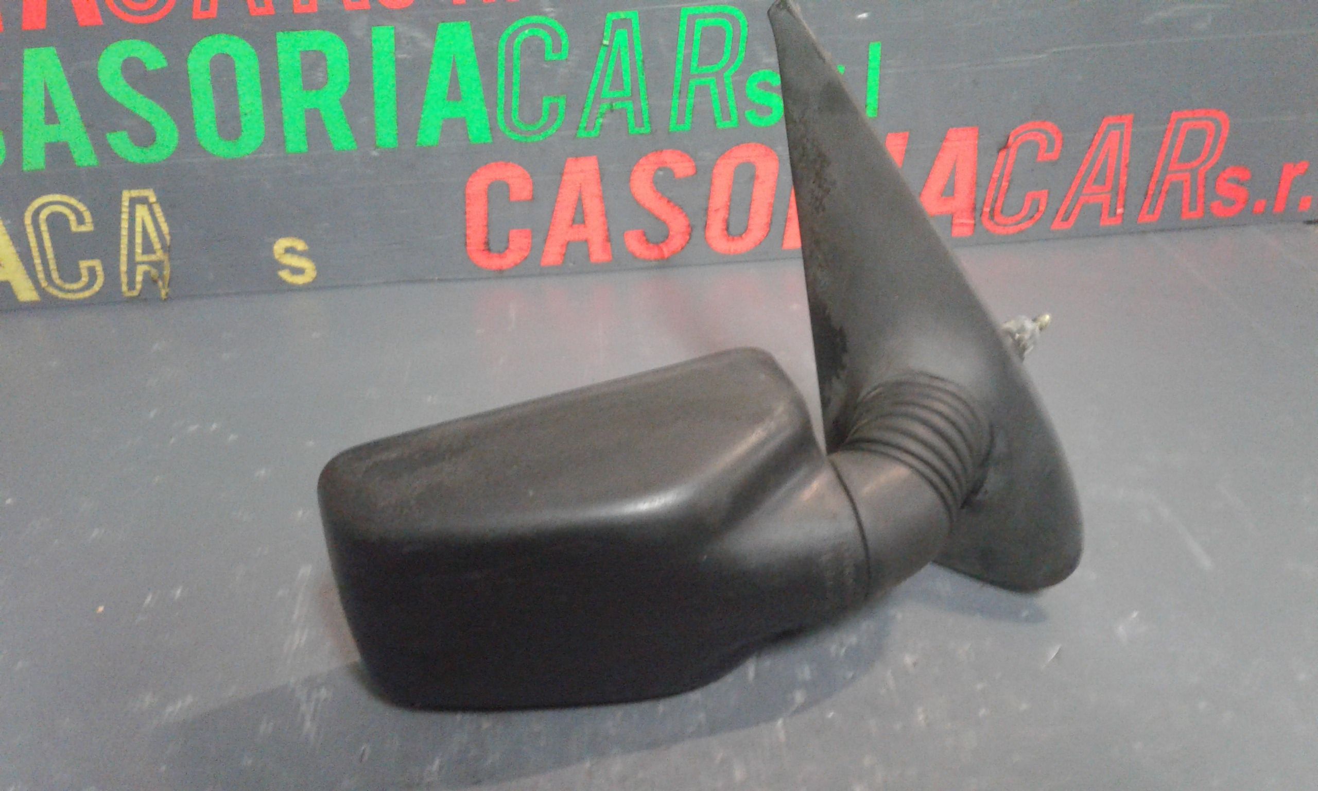 Retrovisore Est. Destro Usato