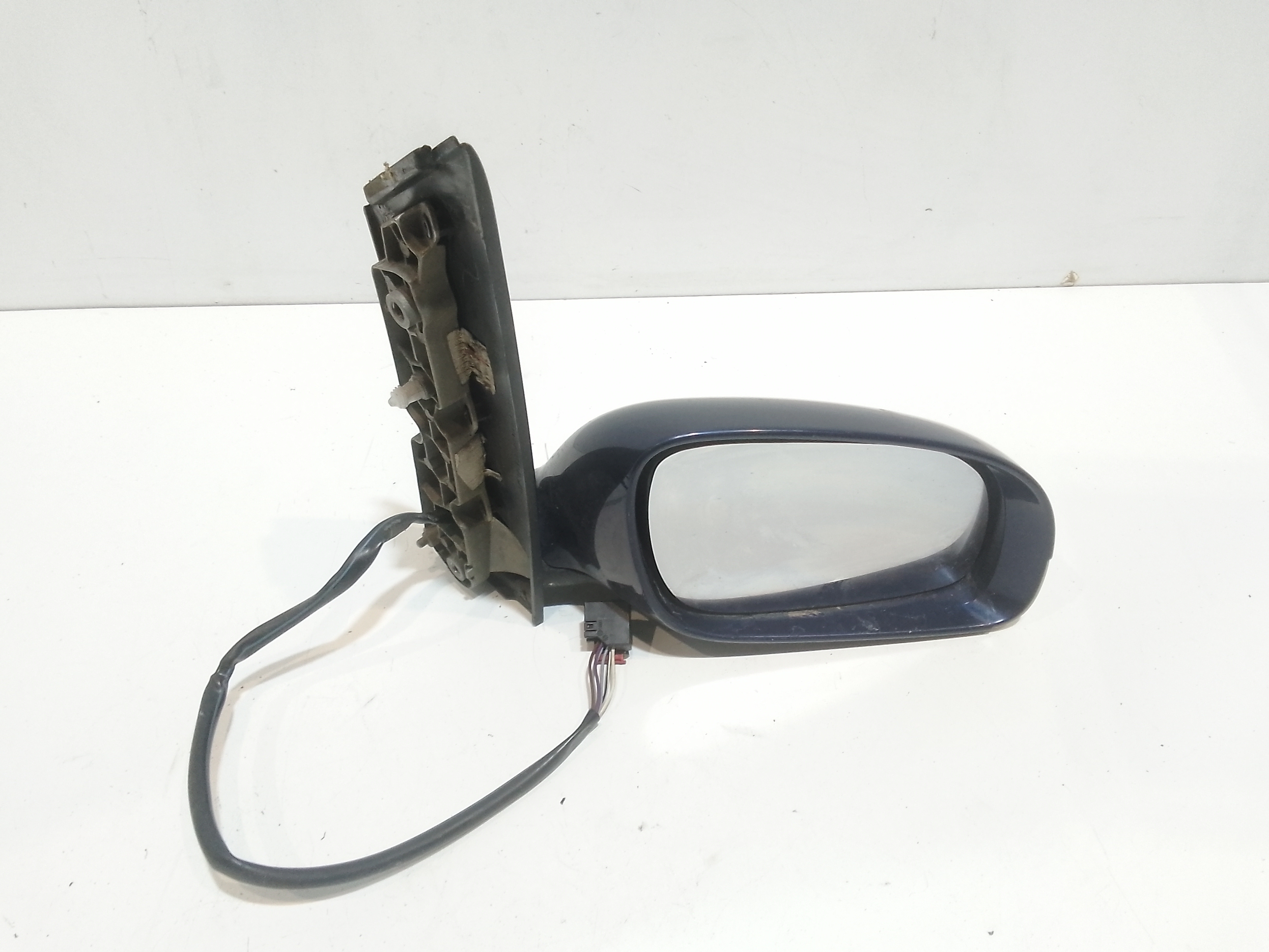 Retrovisore Est. Destro Usato