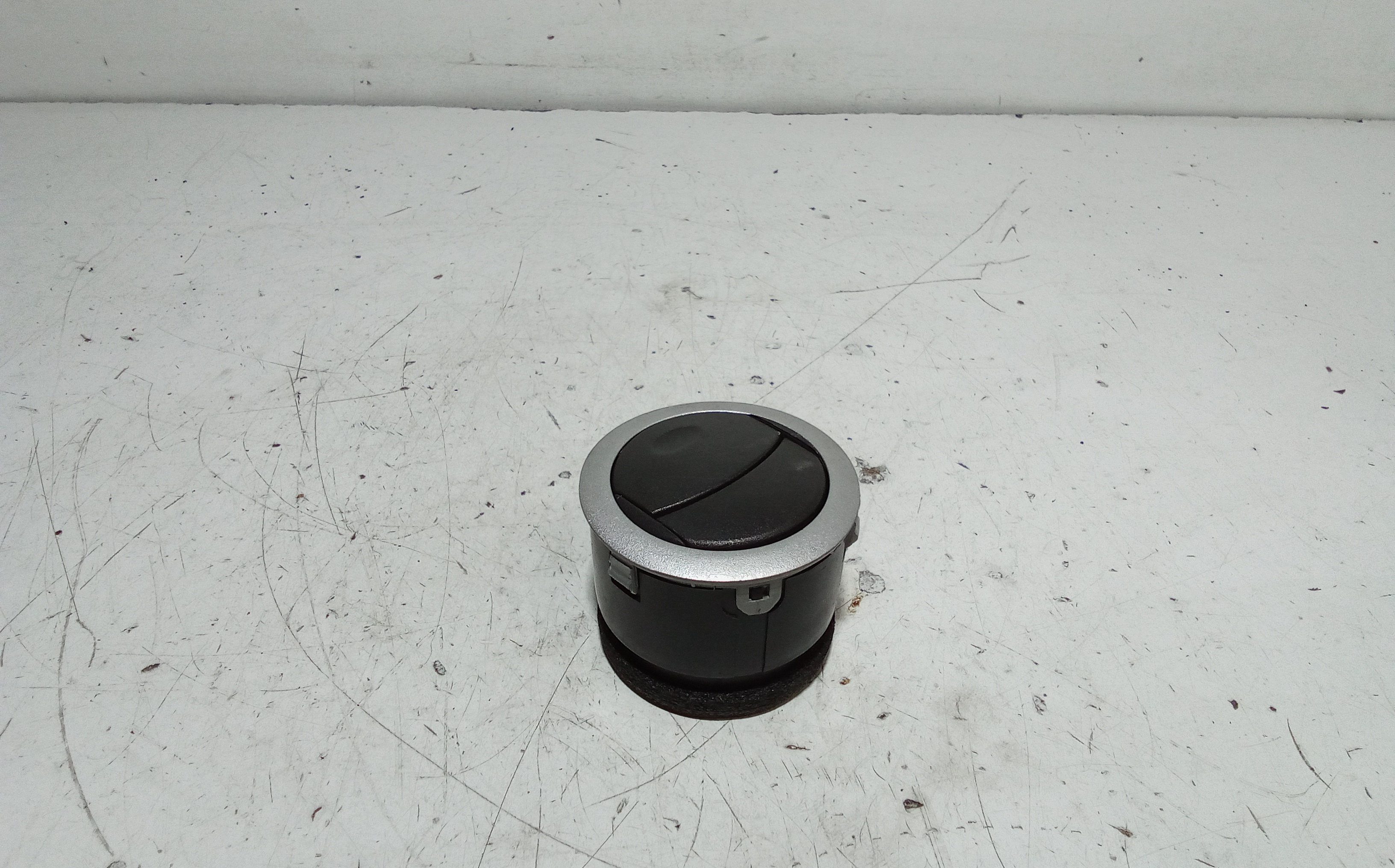 Condotto Aria Bocchette Lat. Cruscotto Destro Usato