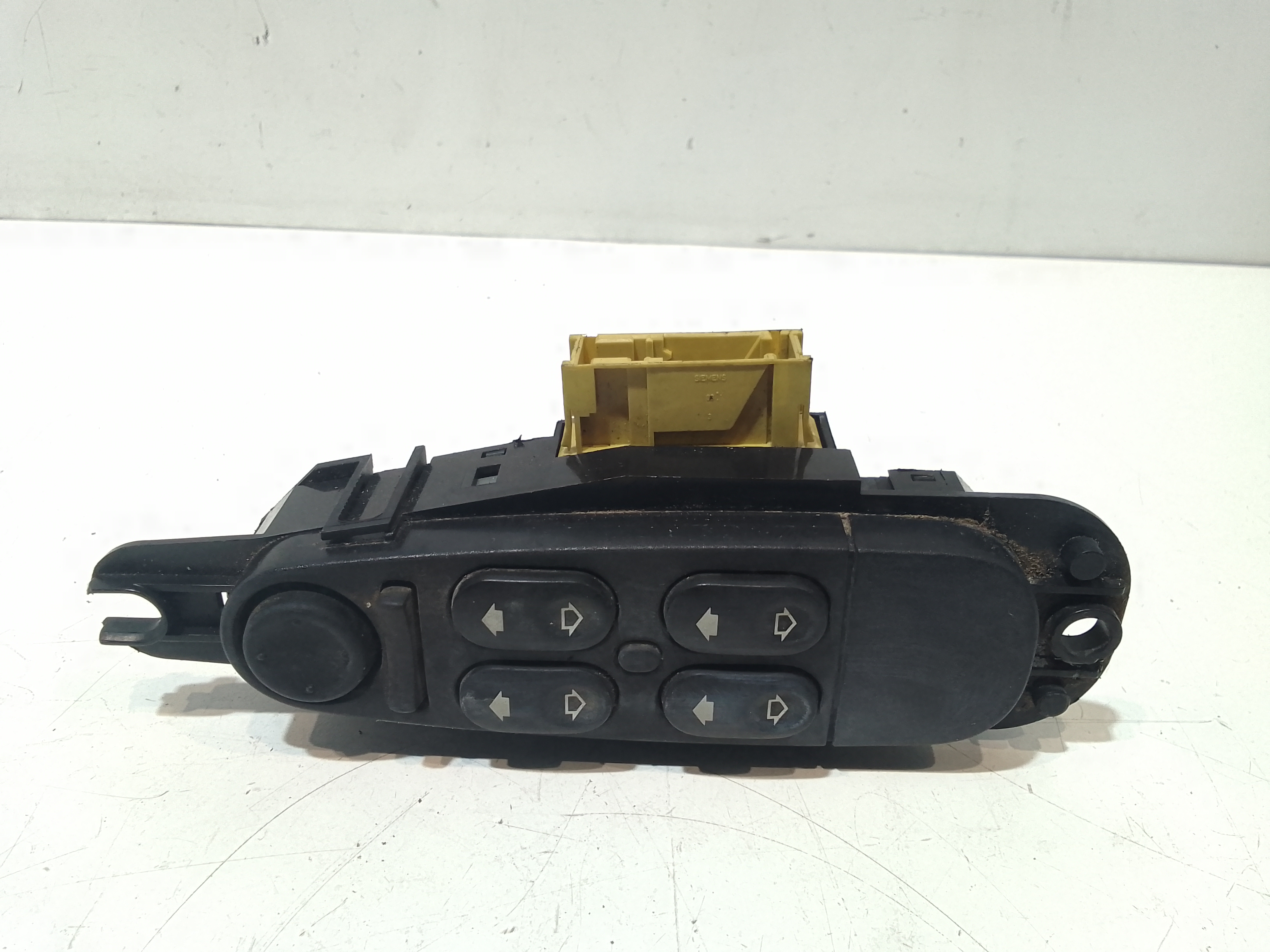 Interruttore Alzacristalli Porta Ant. Sinistro Usato