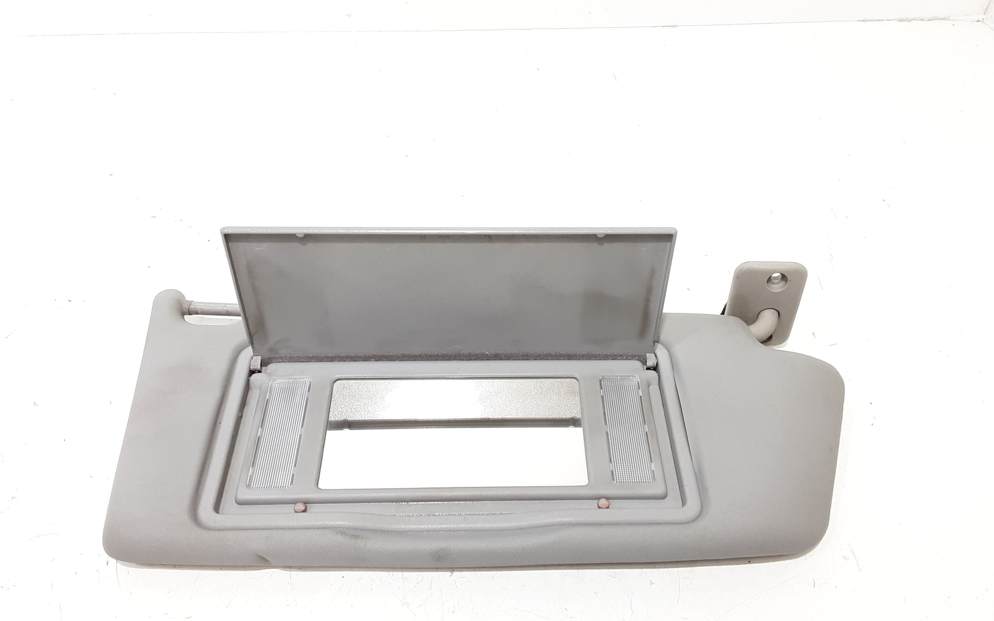 Aletta Parasole Parabrezza Destro 13113045 Usato