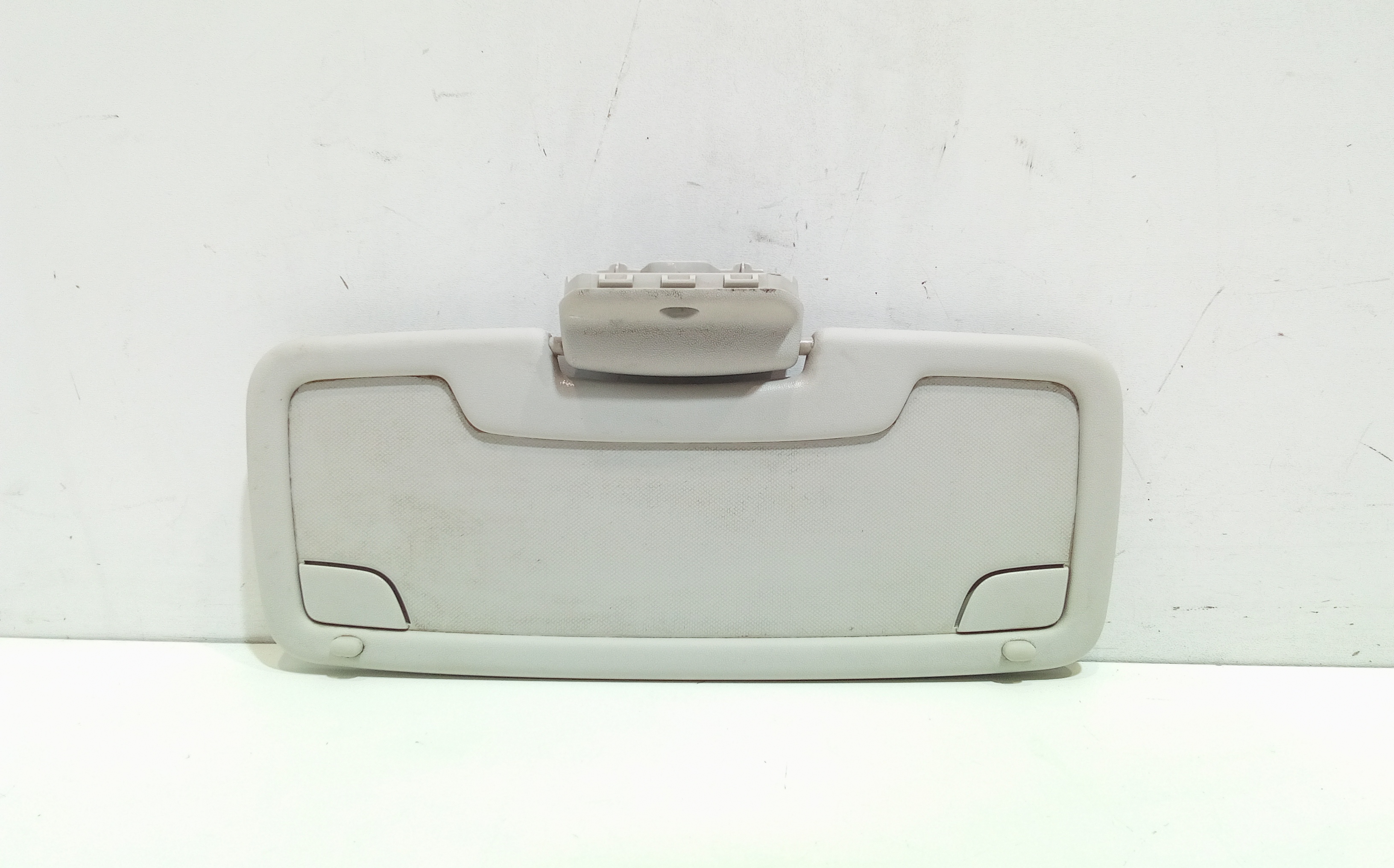 Aletta Parasole Parabrezza Sinistro A4518100110C24A Usato