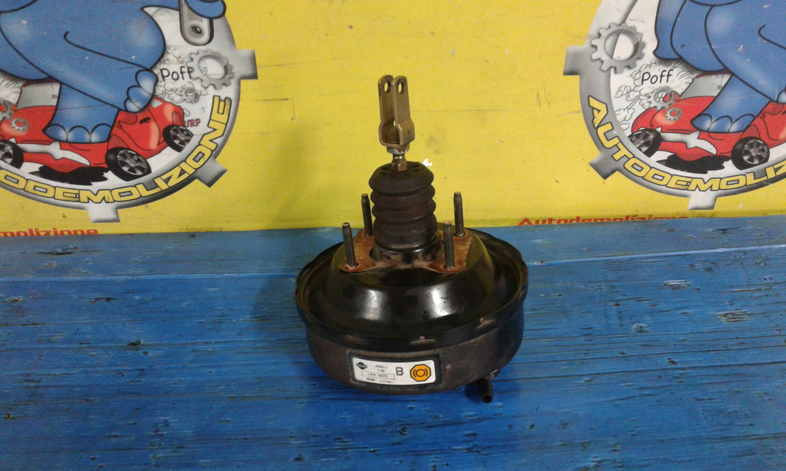 Servofreno 4721099B25 Usato