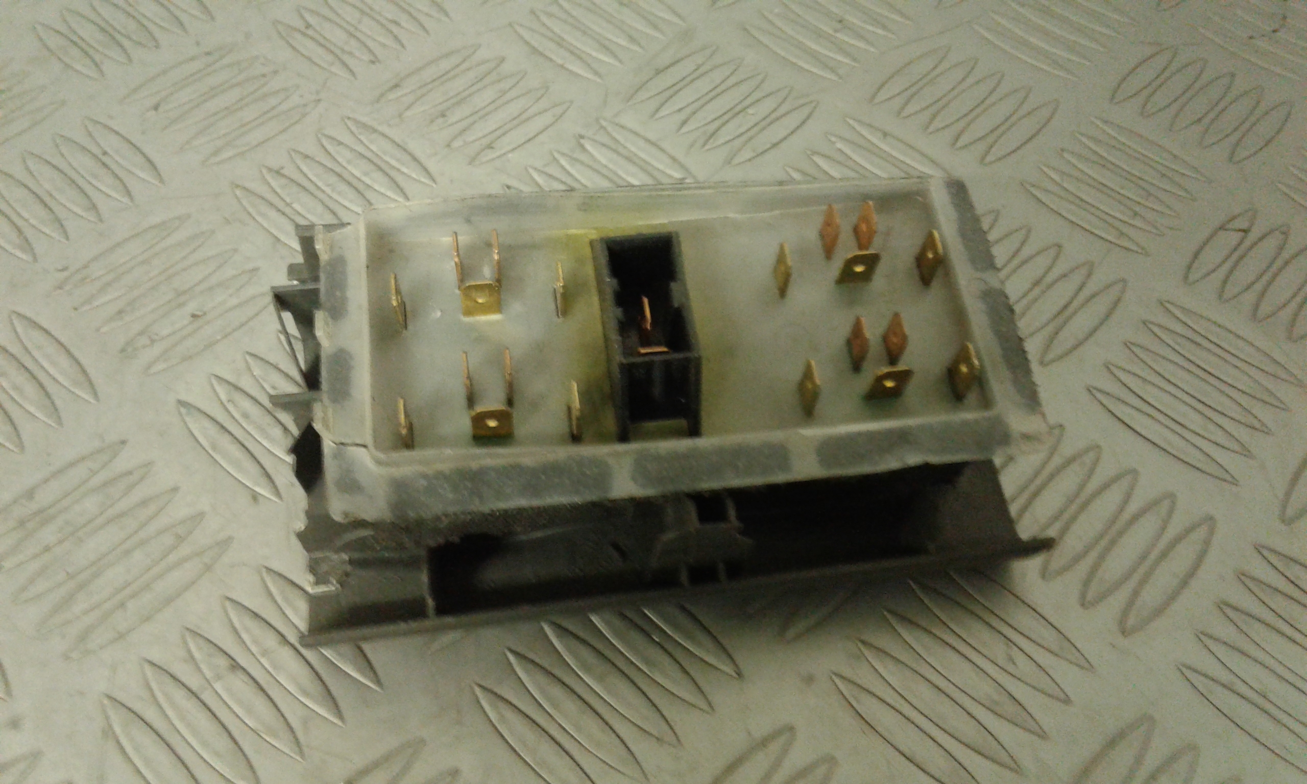 Interruttore Alzacristalli Porta Ant. Sinistro Usato