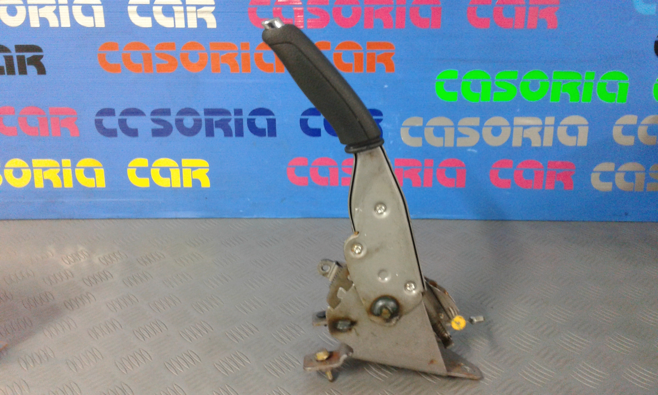 Leva Freno Stazionamento 4701A4 Usato