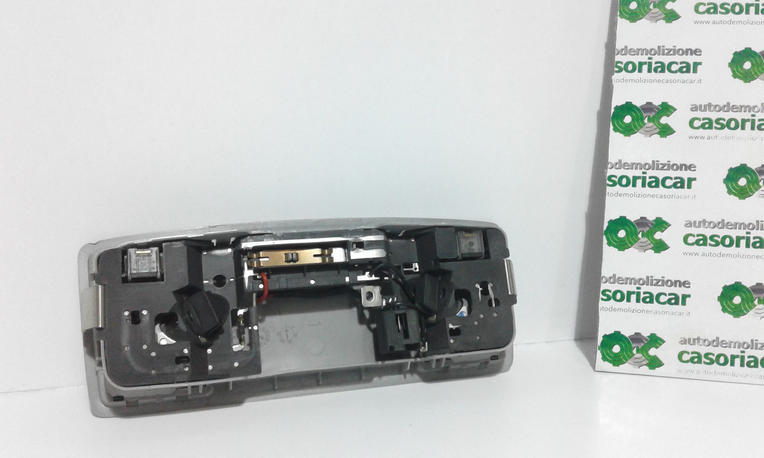 Luce Cortesia Ant. Tetto GJ6A6997034 Usato