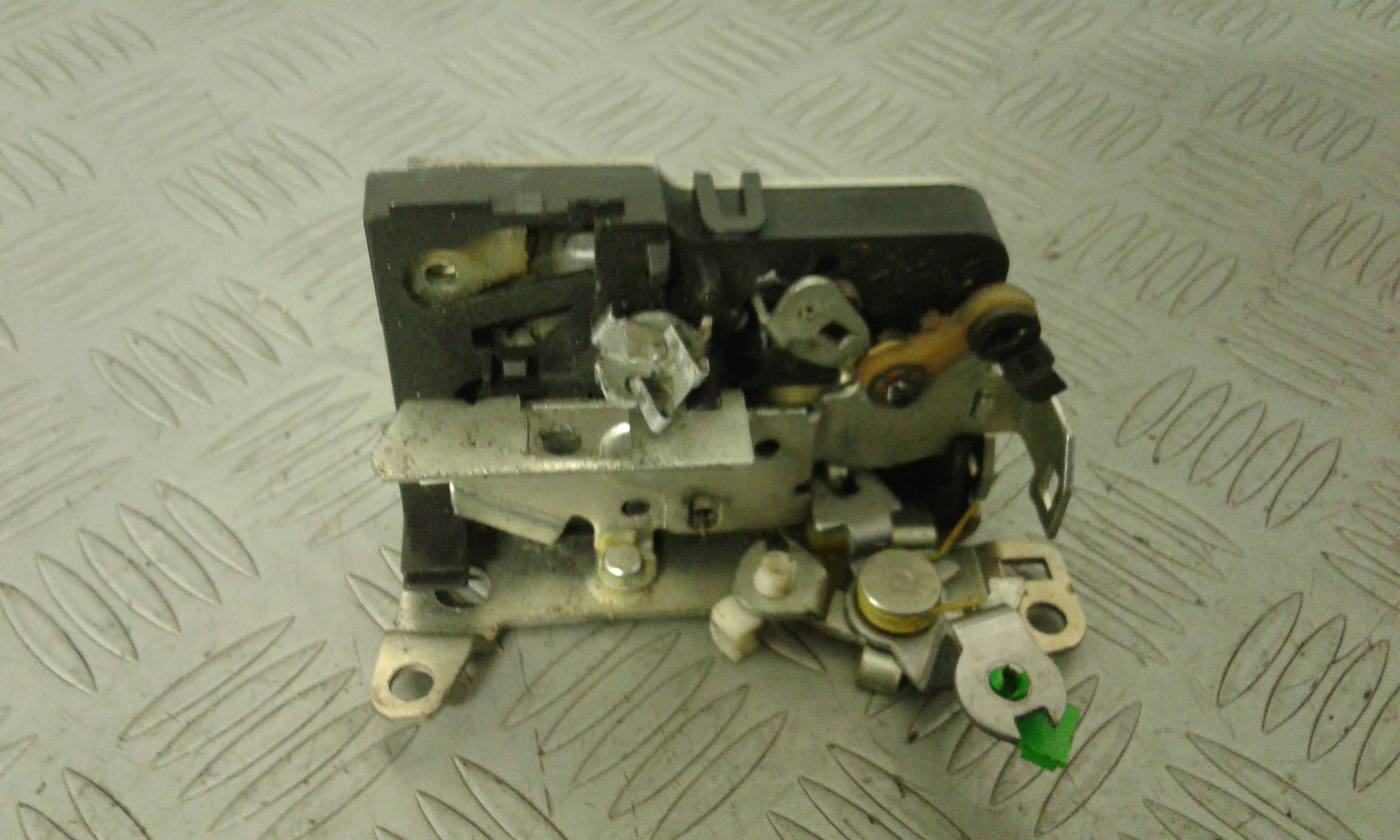 Serratura Porta Ant. Destro Usato