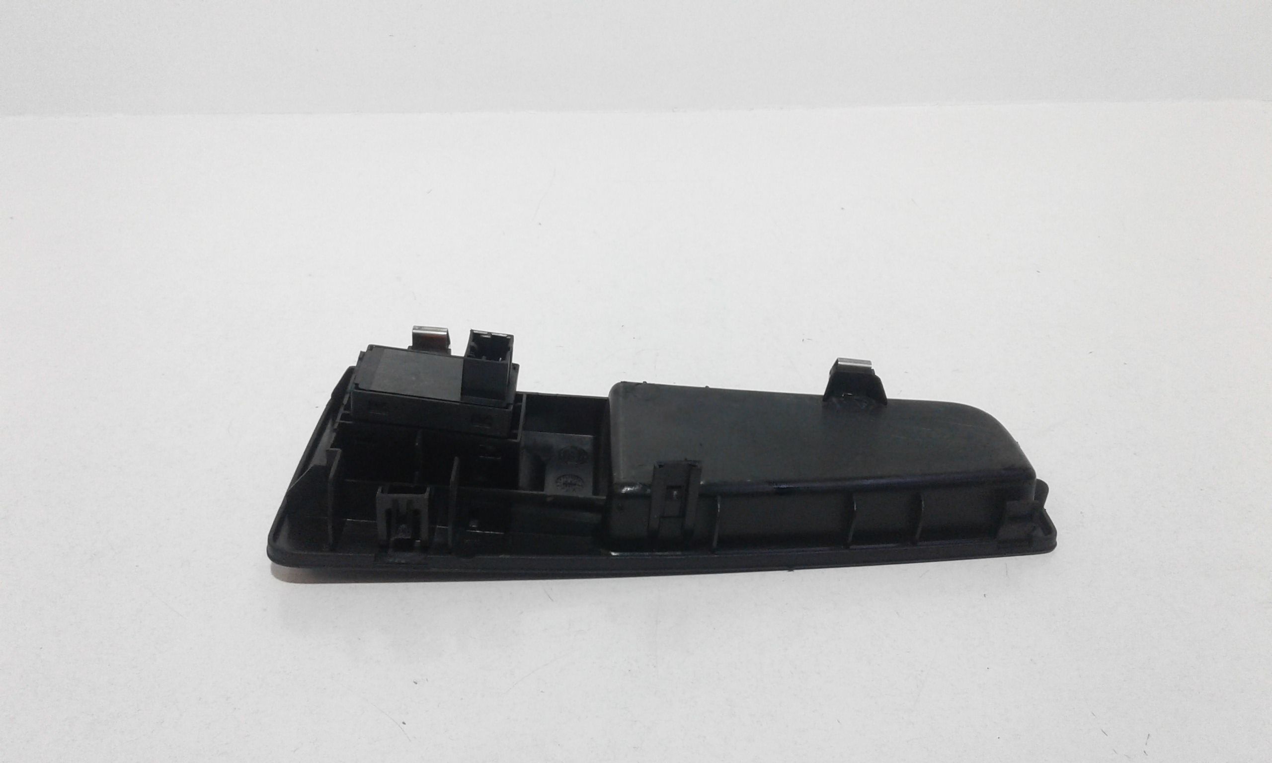 Interruttore Alzacristalli Porta Ant. Destro 735474942 Usato