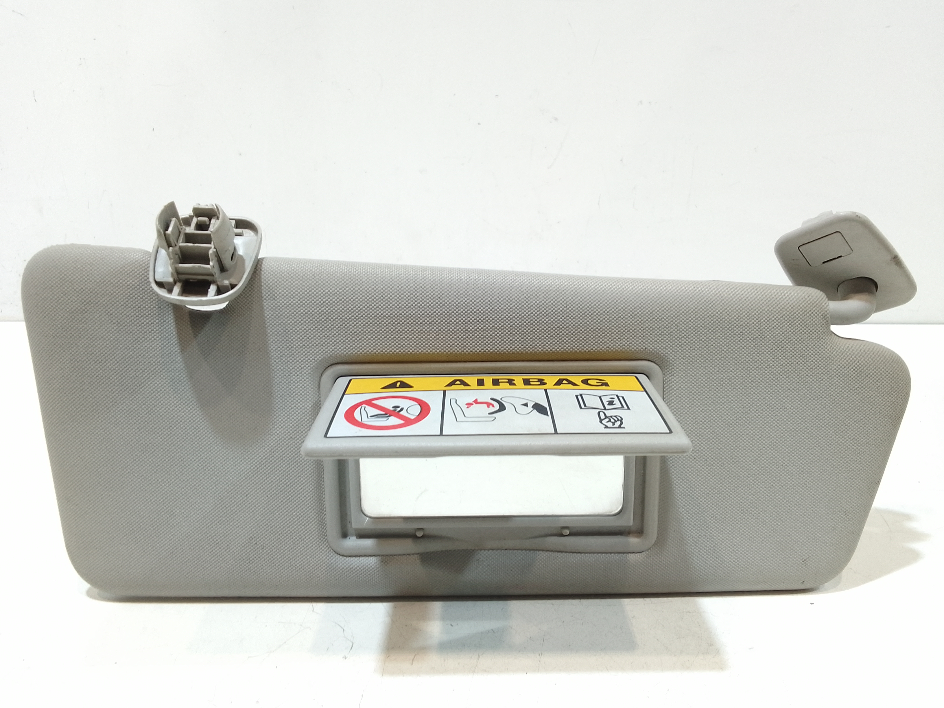 Aletta Parasole Parabrezza Destro 964003555R Usato