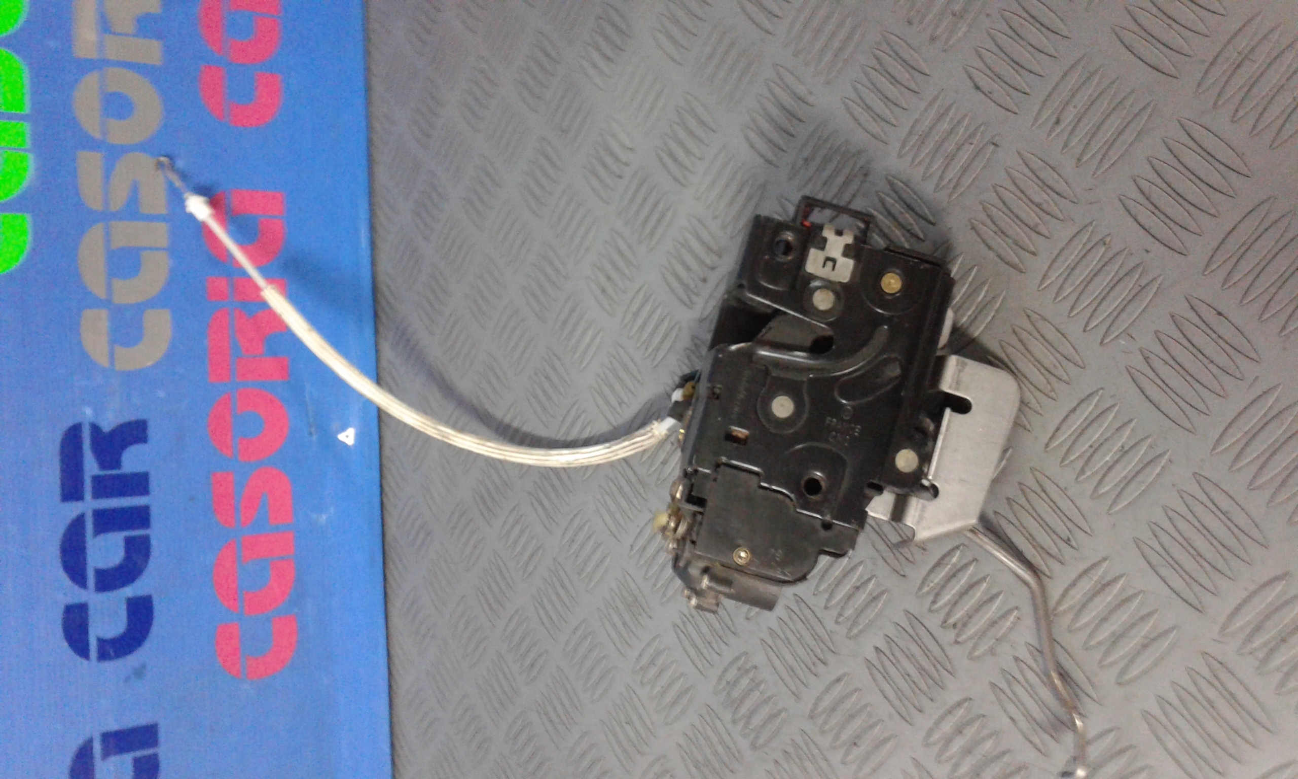 Serratura Porta Ant. Sinistro 401837015 Usato