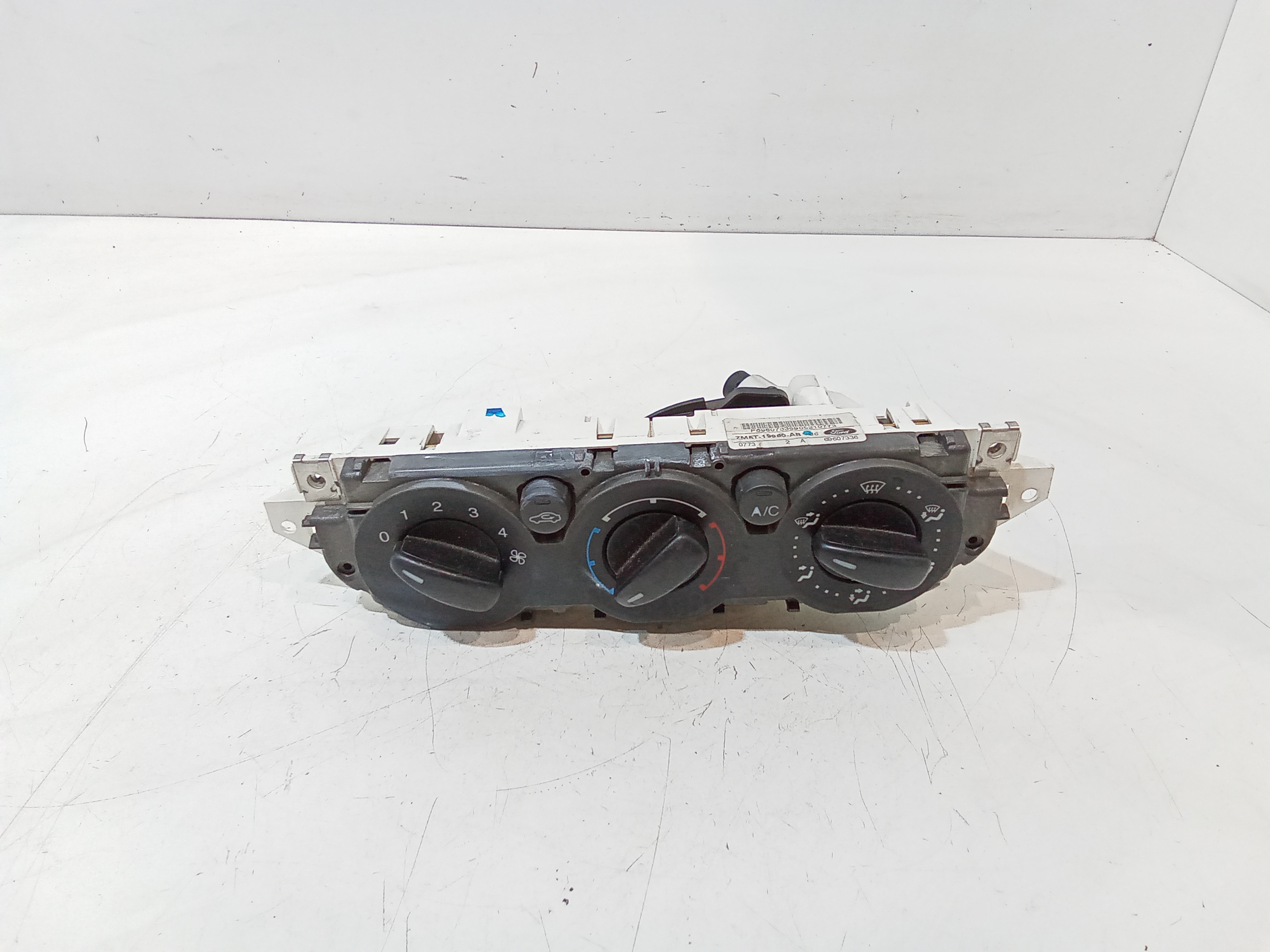 Blocco Comando Climatizzazione 1374165 Usato