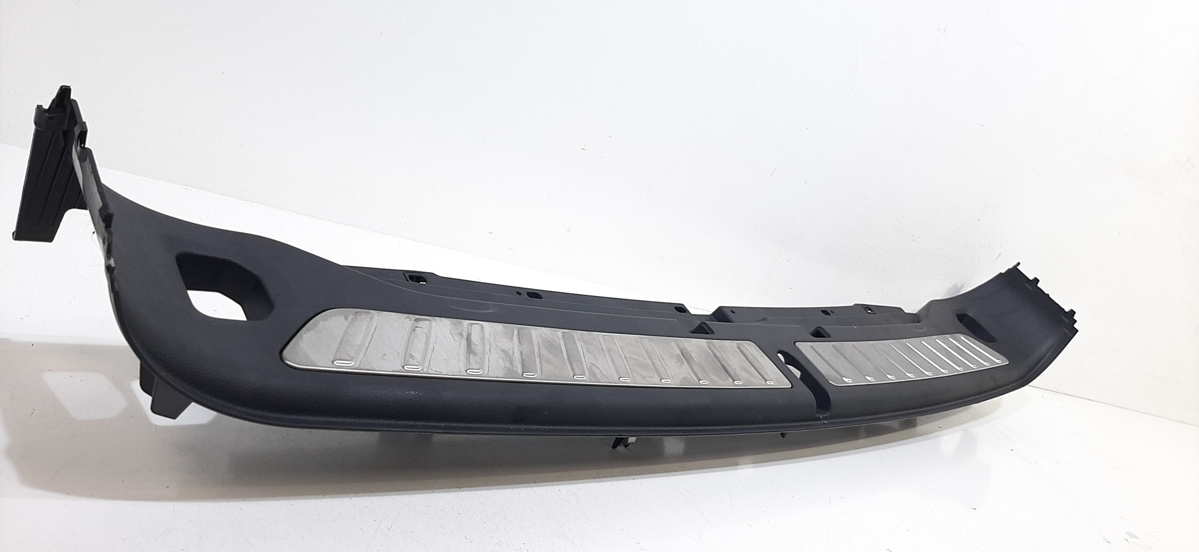 Modanatura Battivaligia Bagagliaio 51477446054 Usato