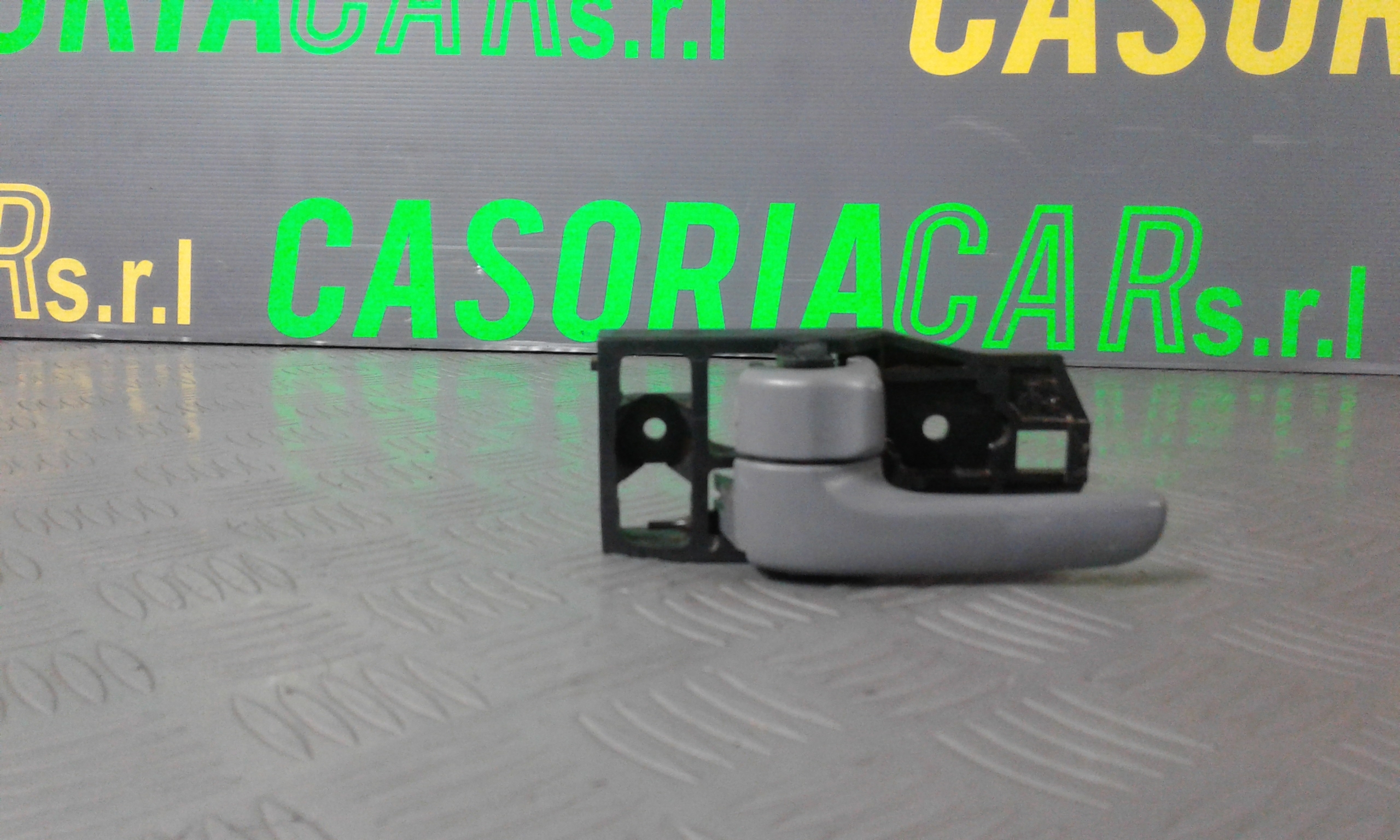 Maniglia Int. Apertura Porta Post. Sinistro Usato