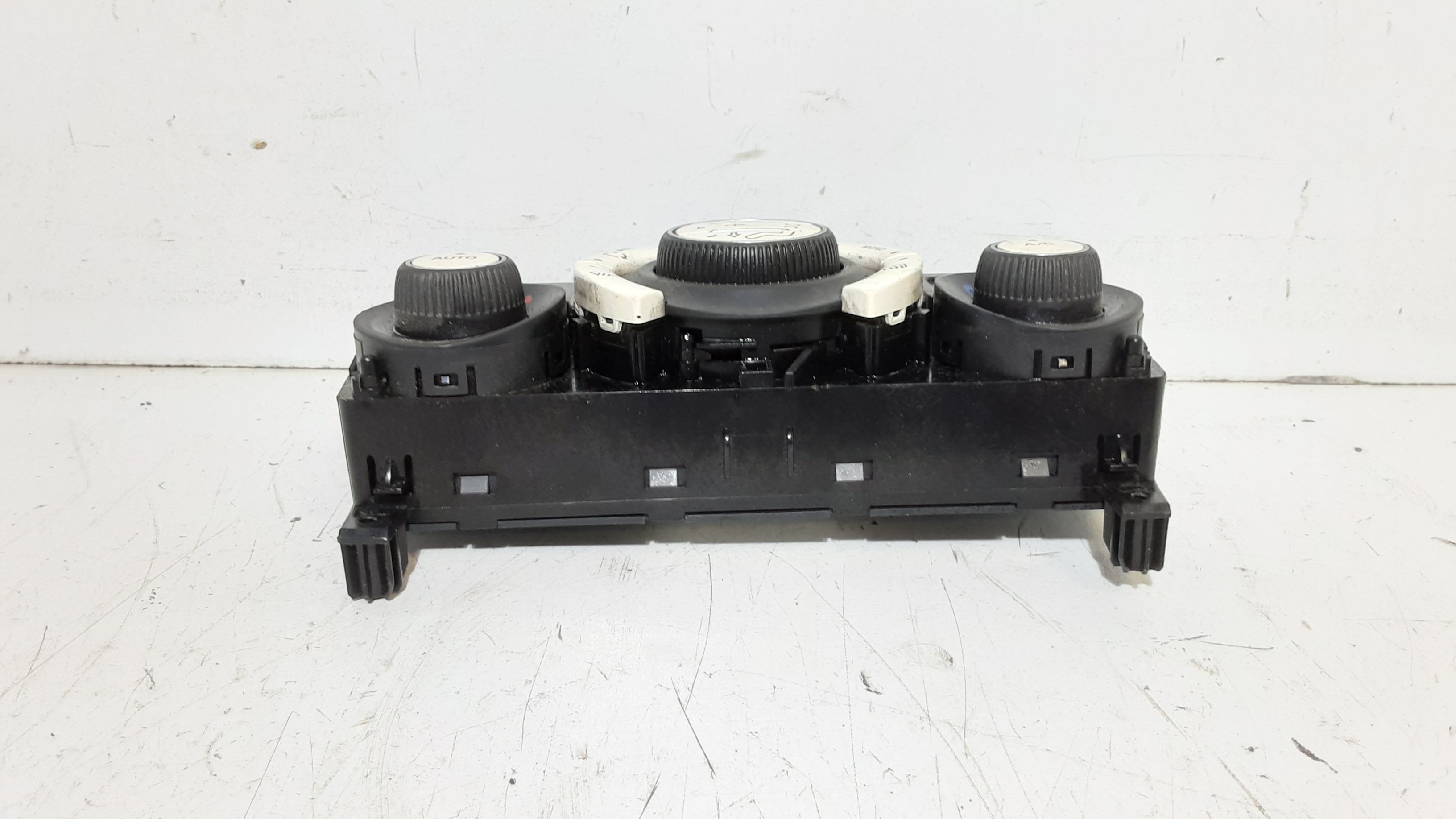 Blocco Comando Climatizzazione 6452L9 Usato