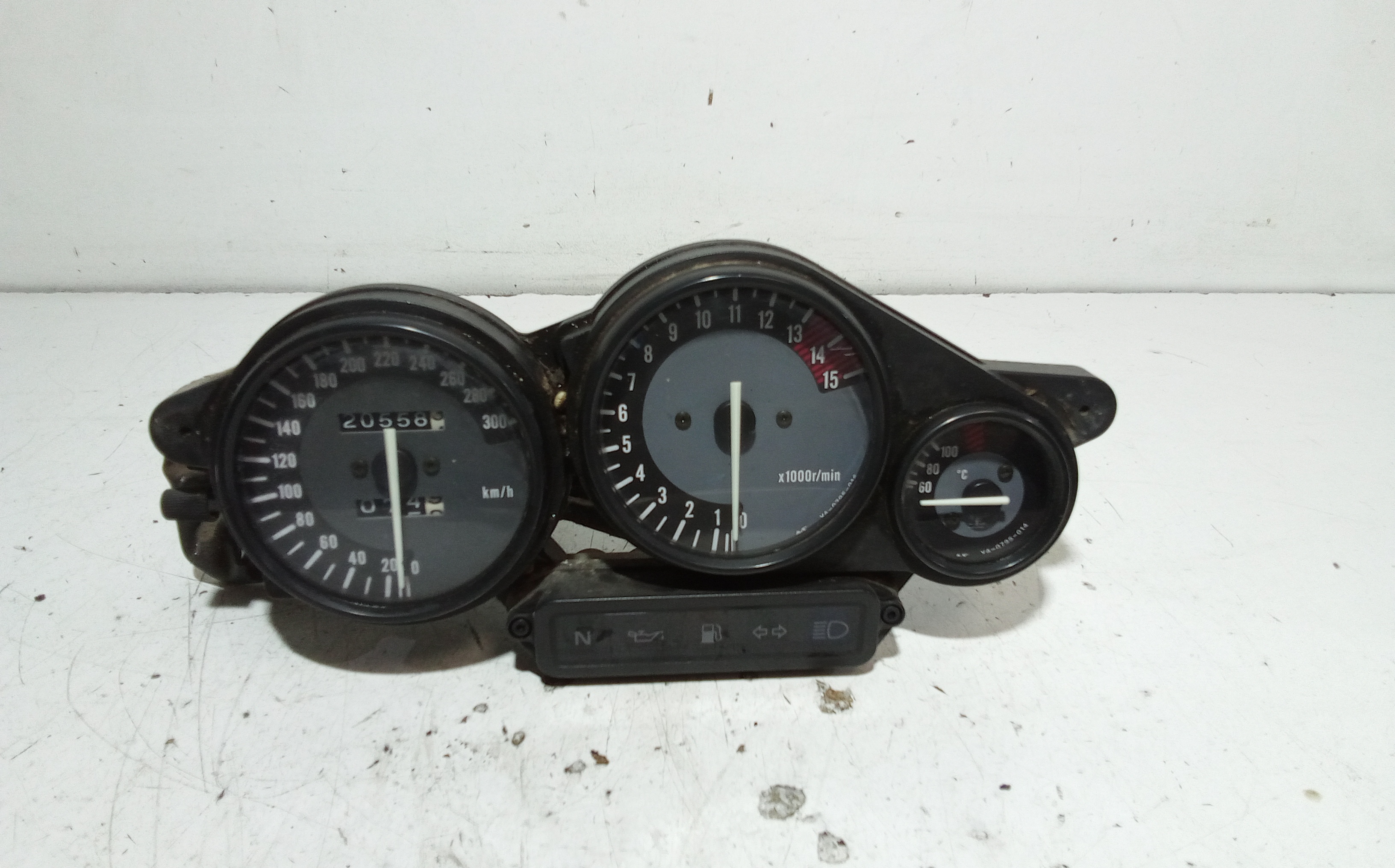 Quadro Portastrumenti Usato