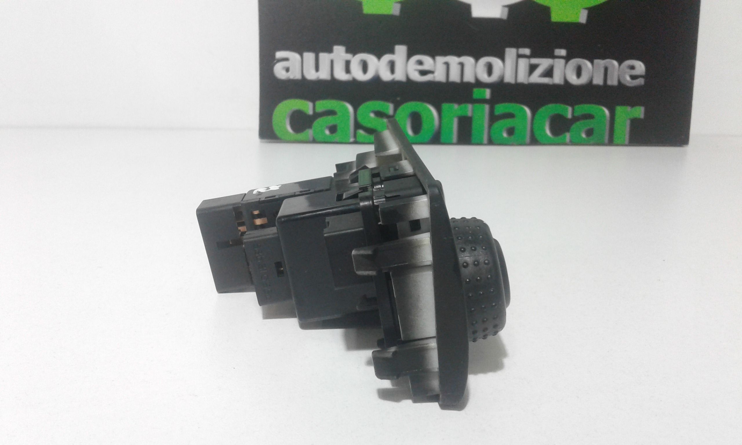 Interruttore Regolazione Retrovisore Est. 8530008021LAM Usato