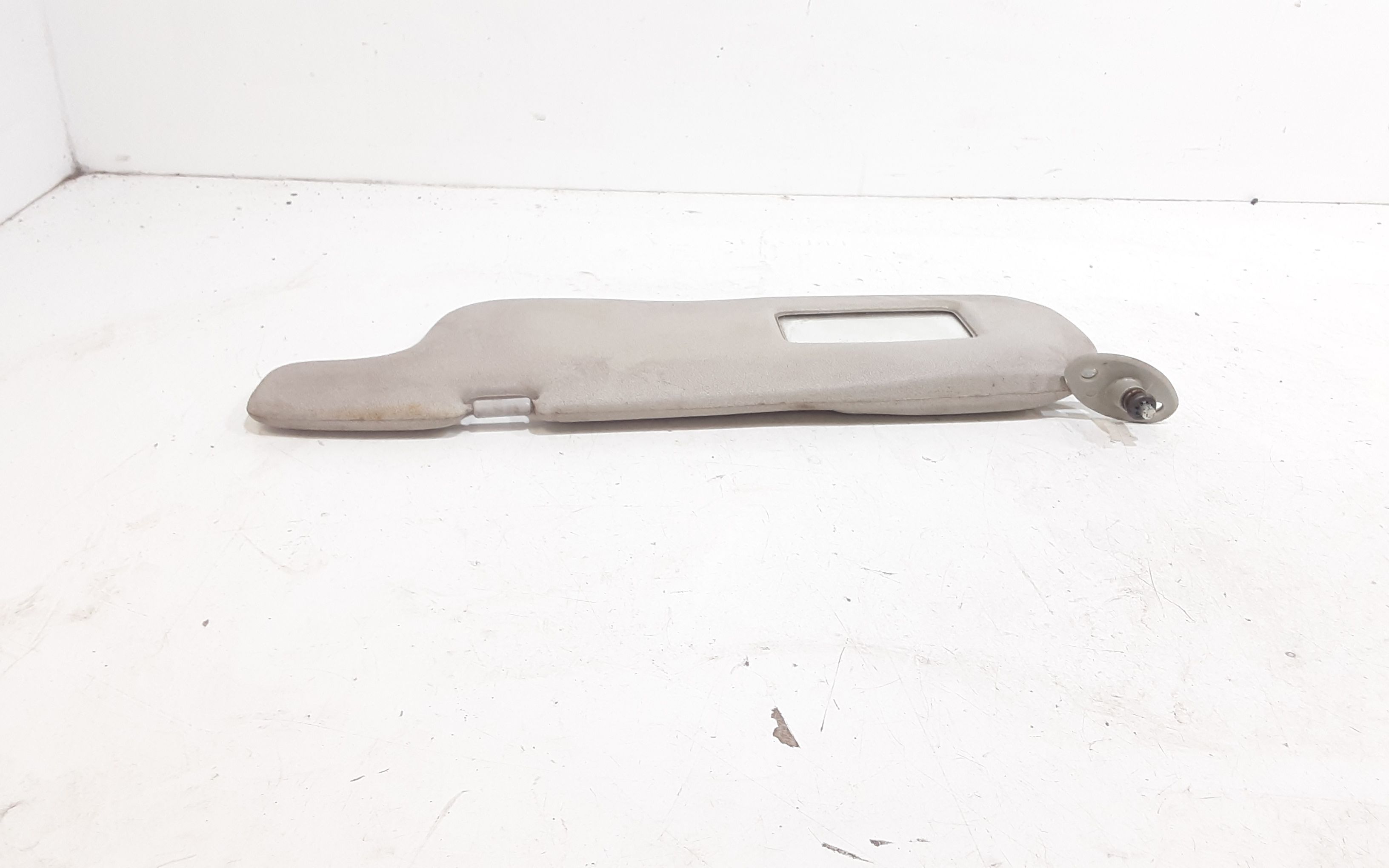 Aletta Parasole Parabrezza Sinistro 7432052311B0 Usato