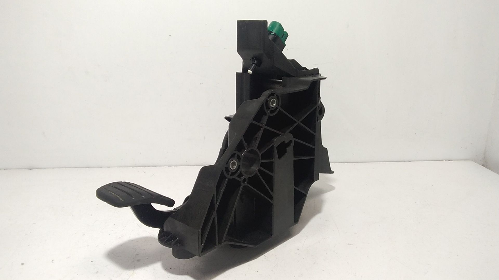 Pedale Freno 465016415R Usato