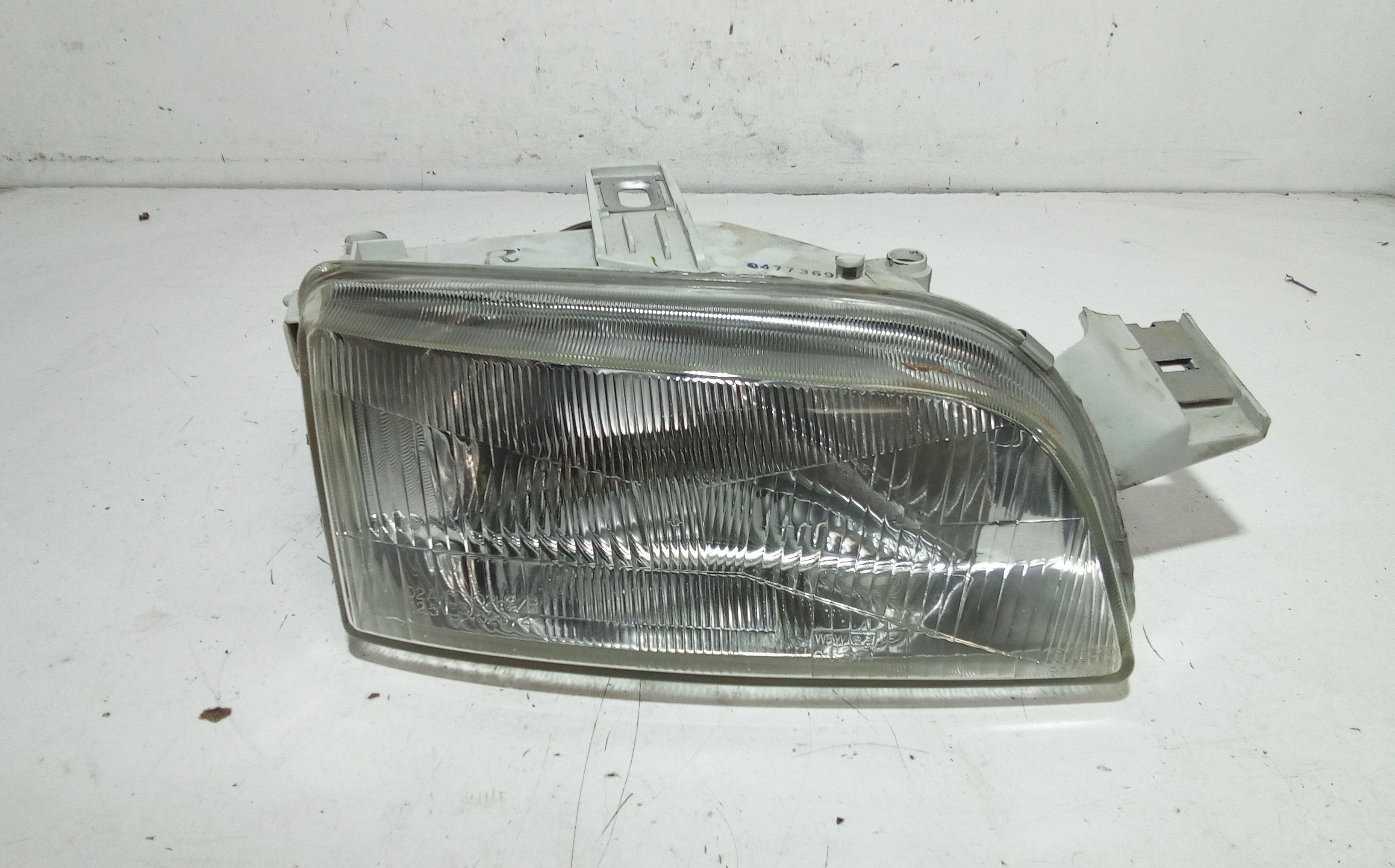Proiettore Destro 46402649 Usato