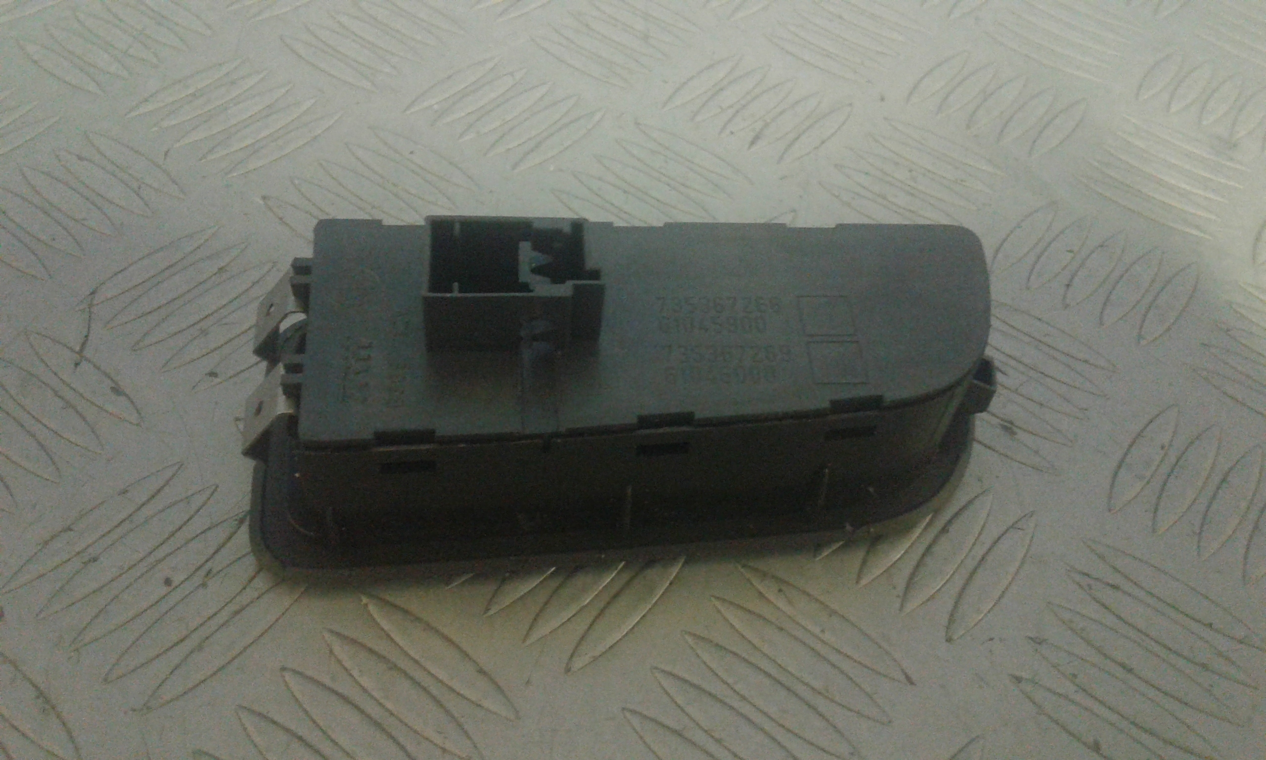 Interruttore Blocco Comando Luci 735604108 Usato