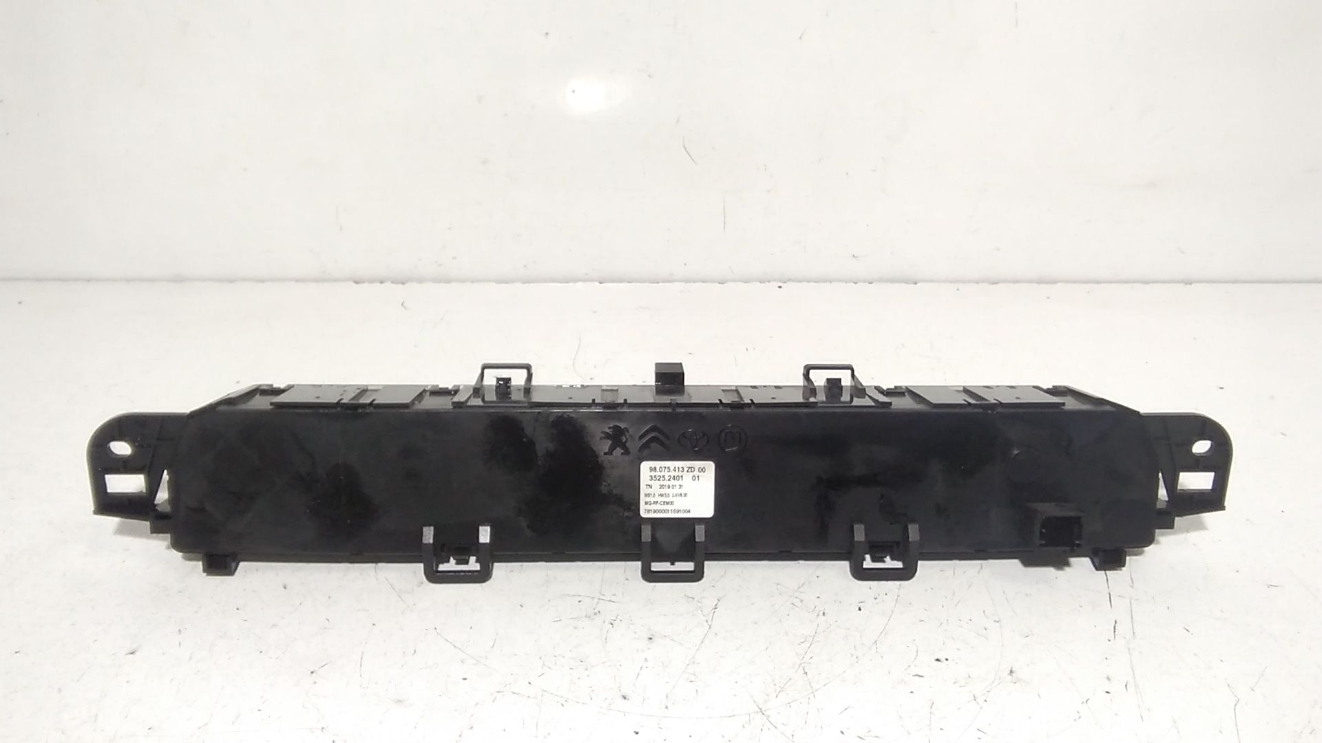 Blocco Comando Climatizzazione 98340380ZD Usato